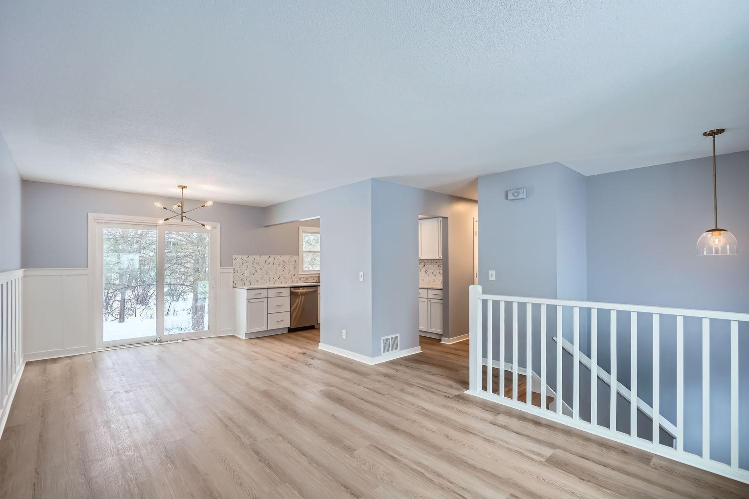 261 111th Lane Property Photo 5