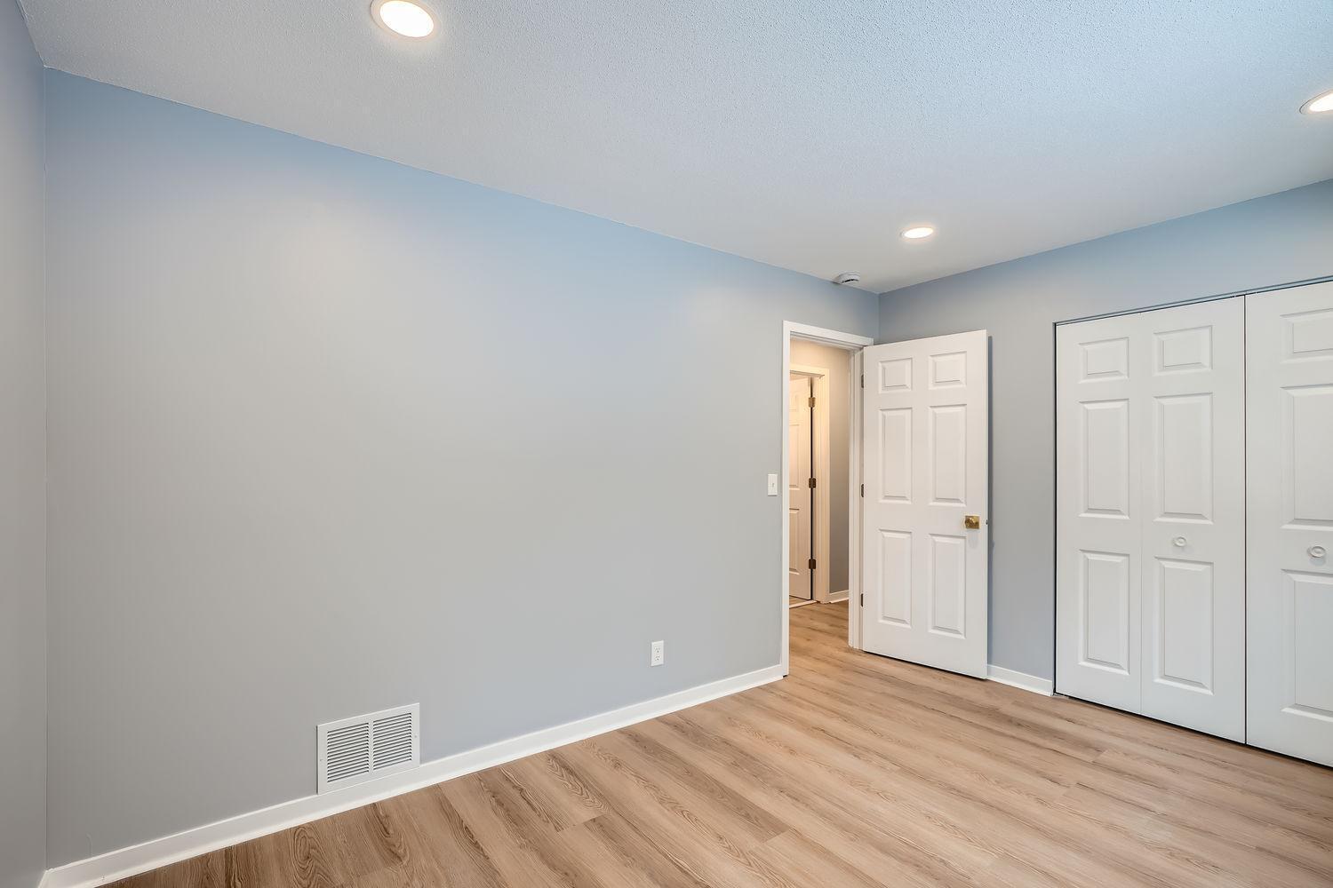 261 111th Lane Property Photo 11