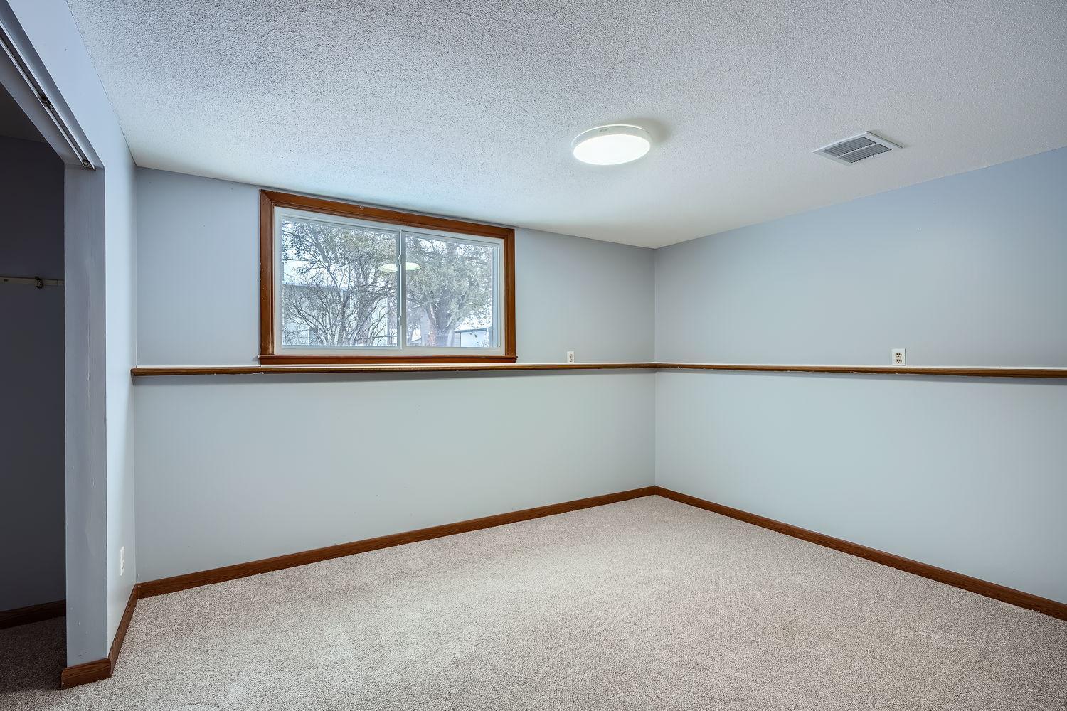 261 111th Lane Property Photo 21