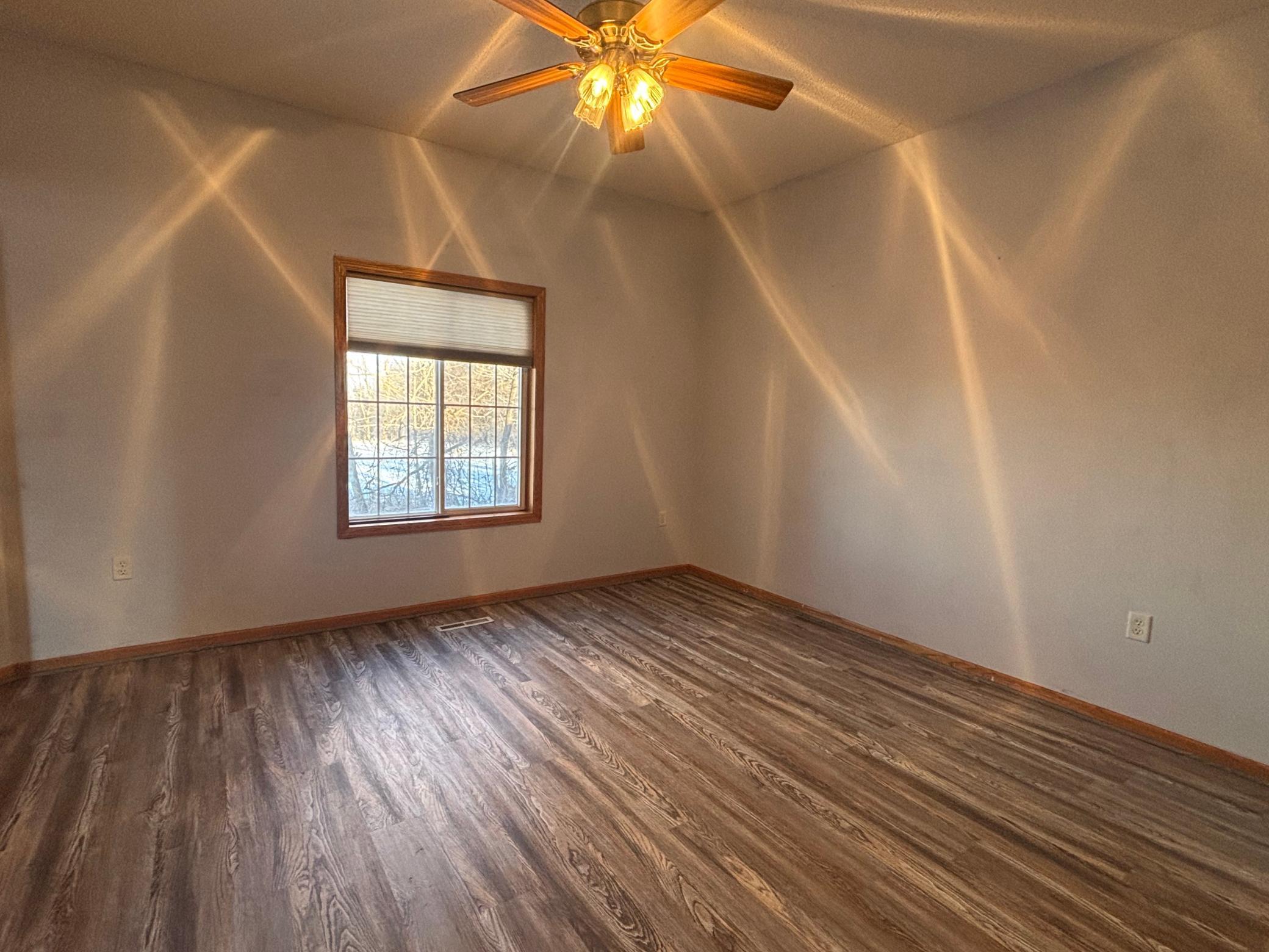 10114 64th Street Property Photo 8