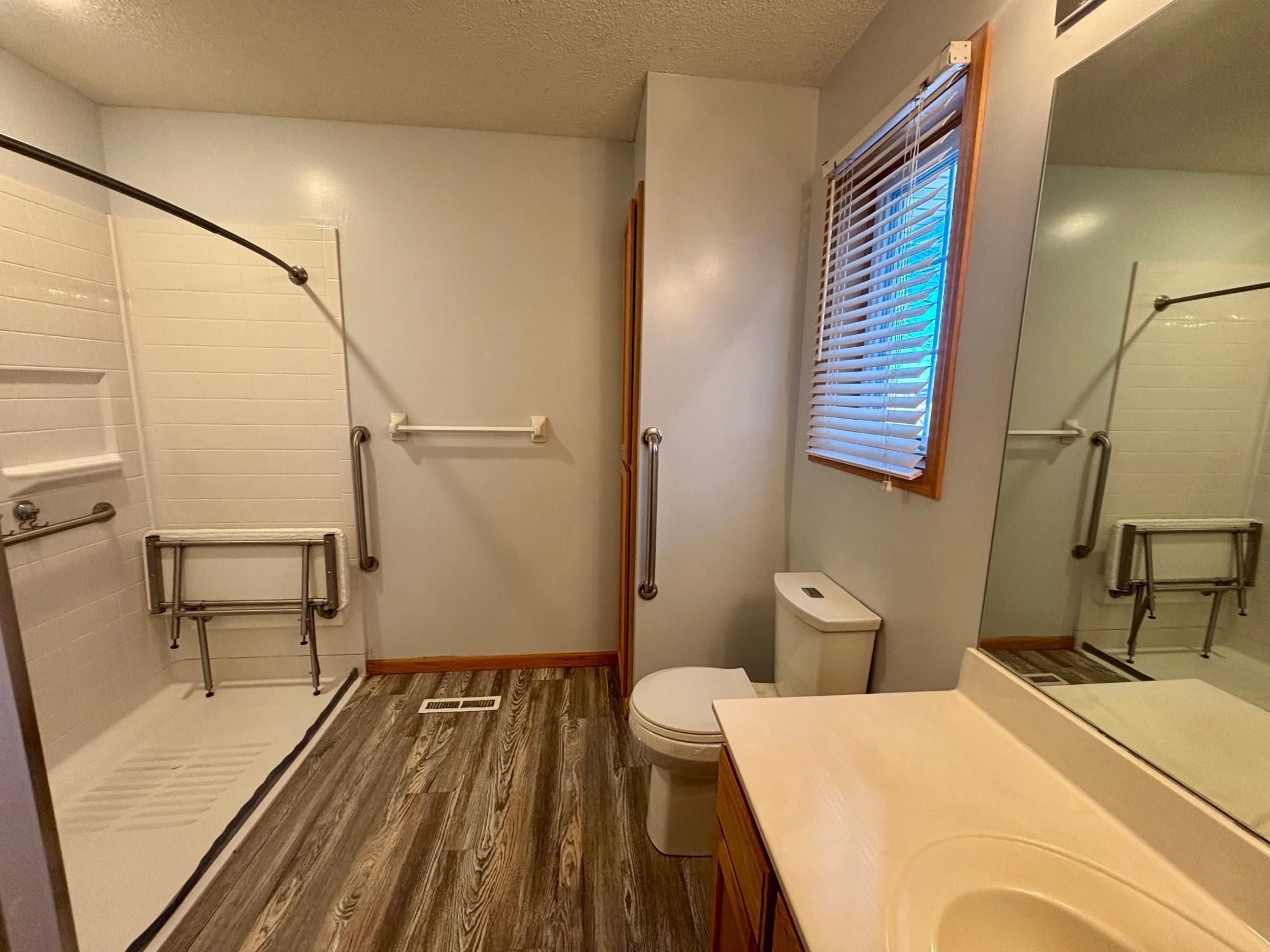 10114 64th Street Property Photo 9