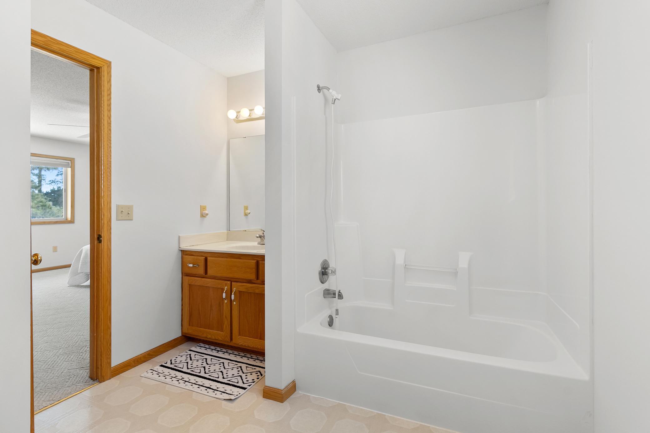 34658 Hastings Street Property Photo 15