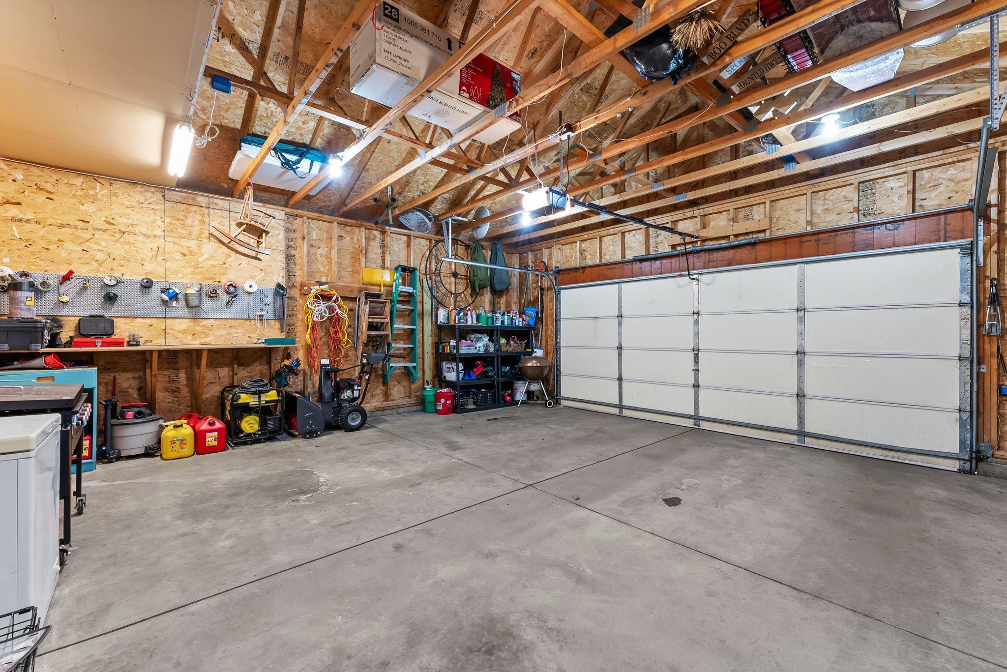 515 Canton Street Property Photo 36