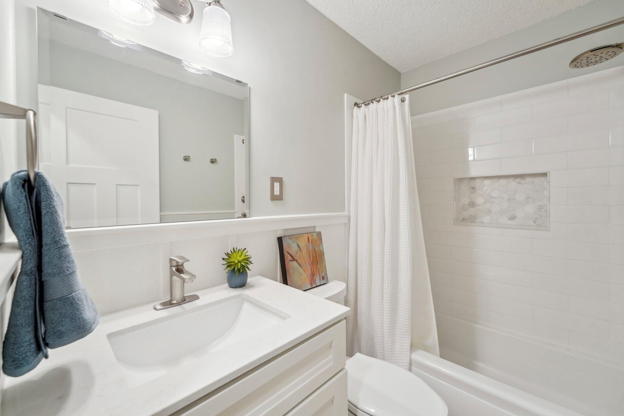 7318 W 22nd Street 201 Property Photo 10