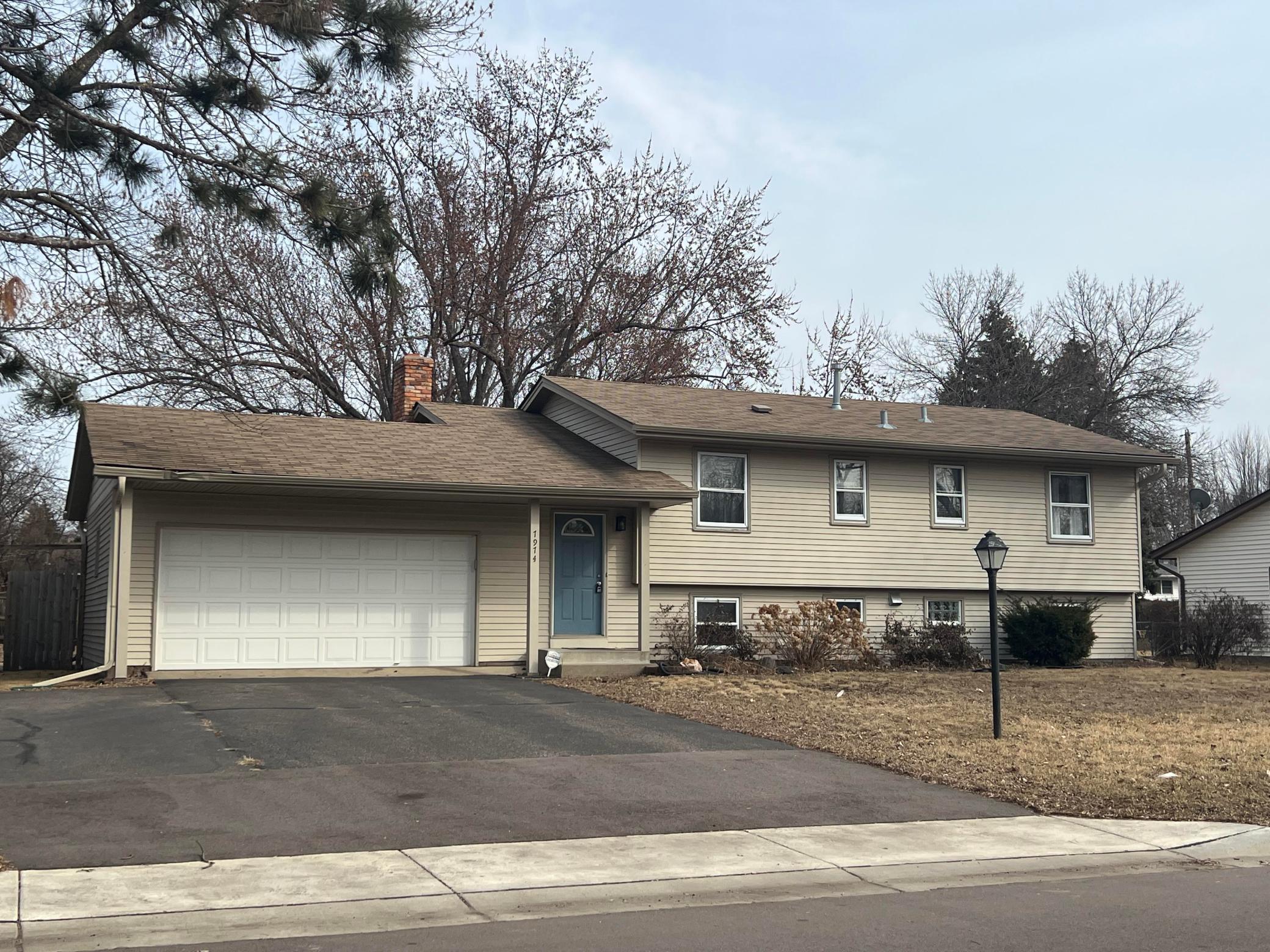 7974 June Ave N Property Photo 1