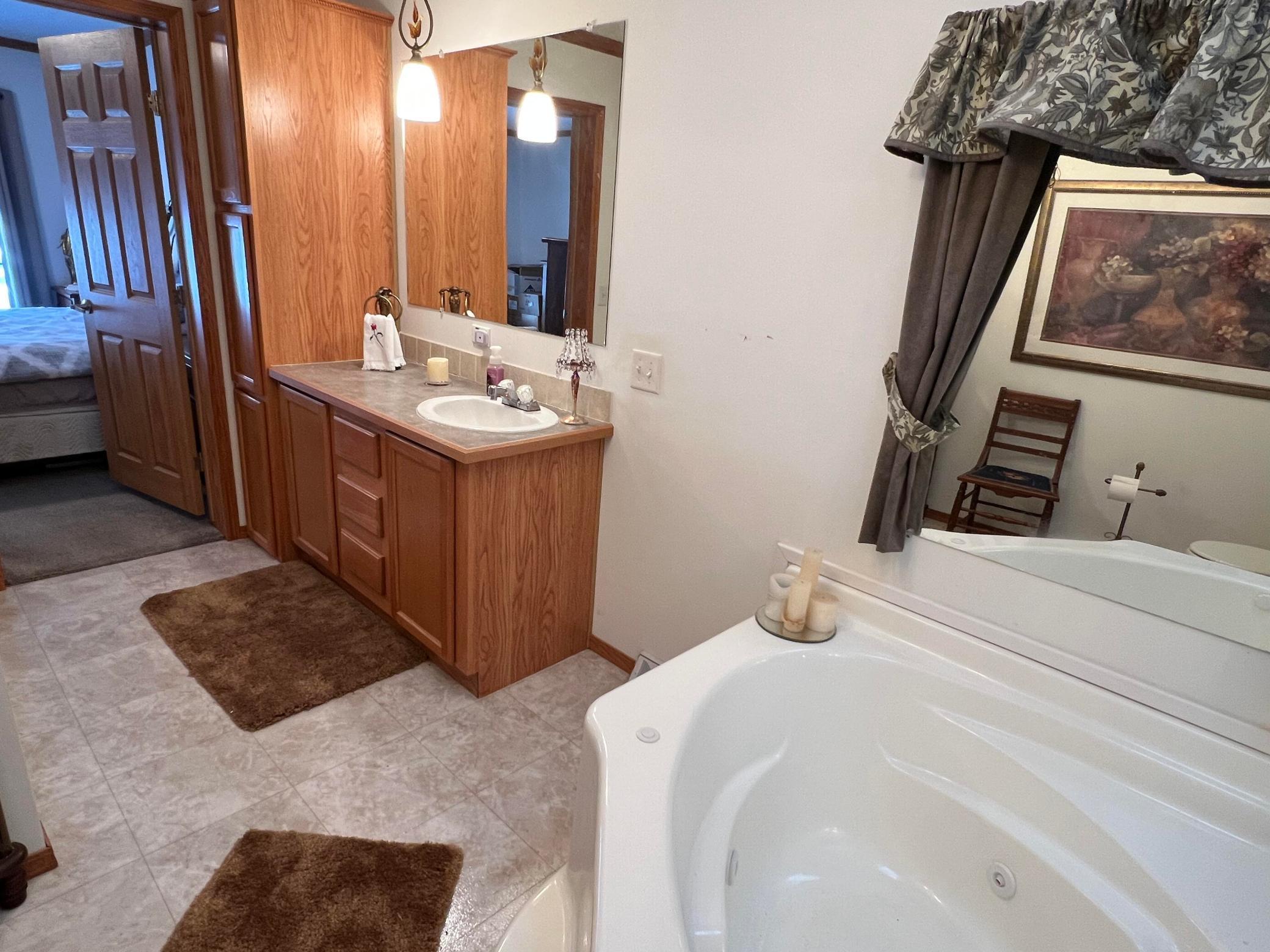 2330 243rd Avenue Property Photo 17