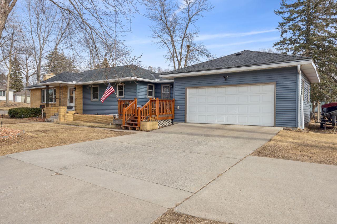 612 2nd Street Property Photo