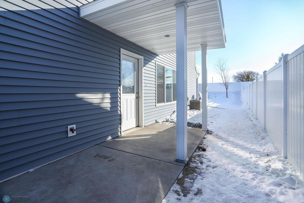 1281 4th Street Property Photo 5