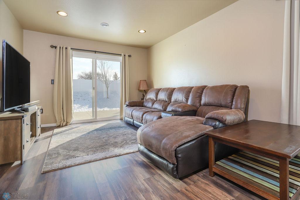 1281 4th Street Property Photo 8