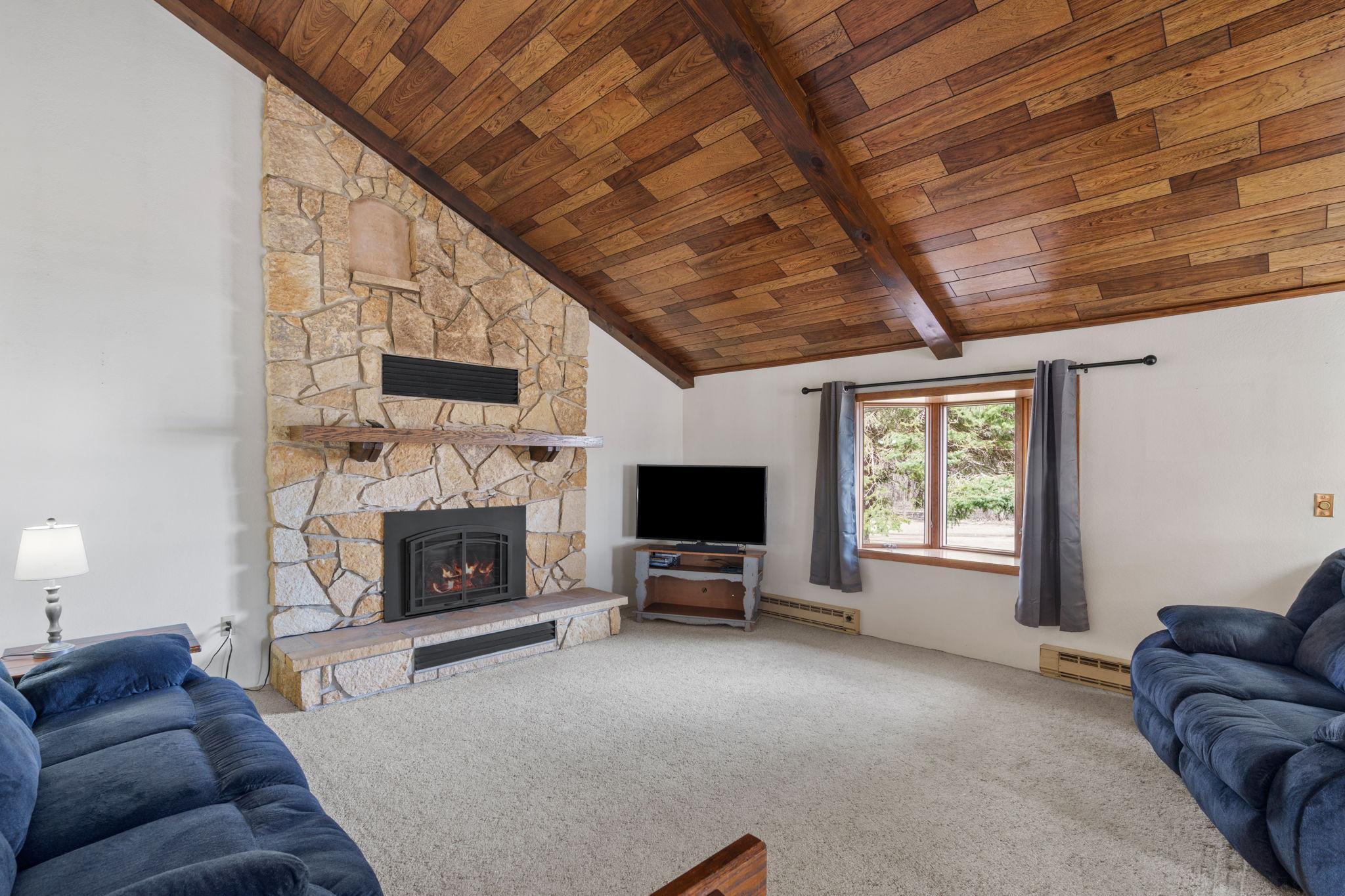 69193 380th Street Property Photo 1