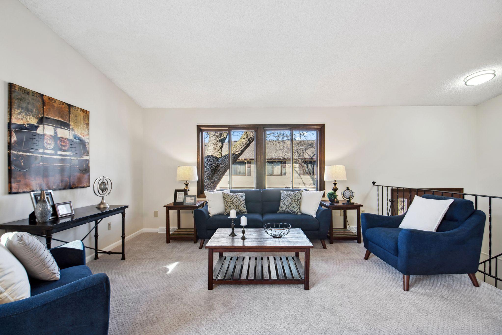 1051 121st Lane Property Photo 9