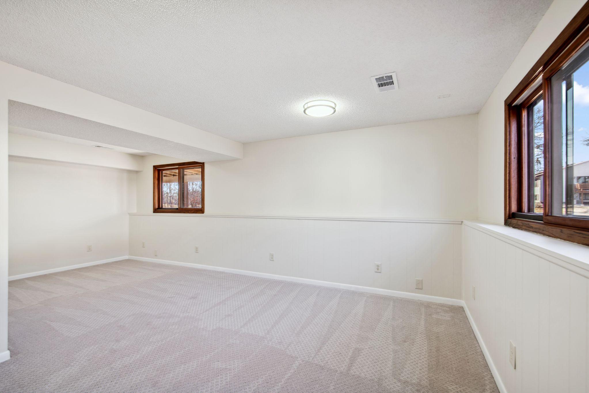 1051 121st Lane Property Photo 25