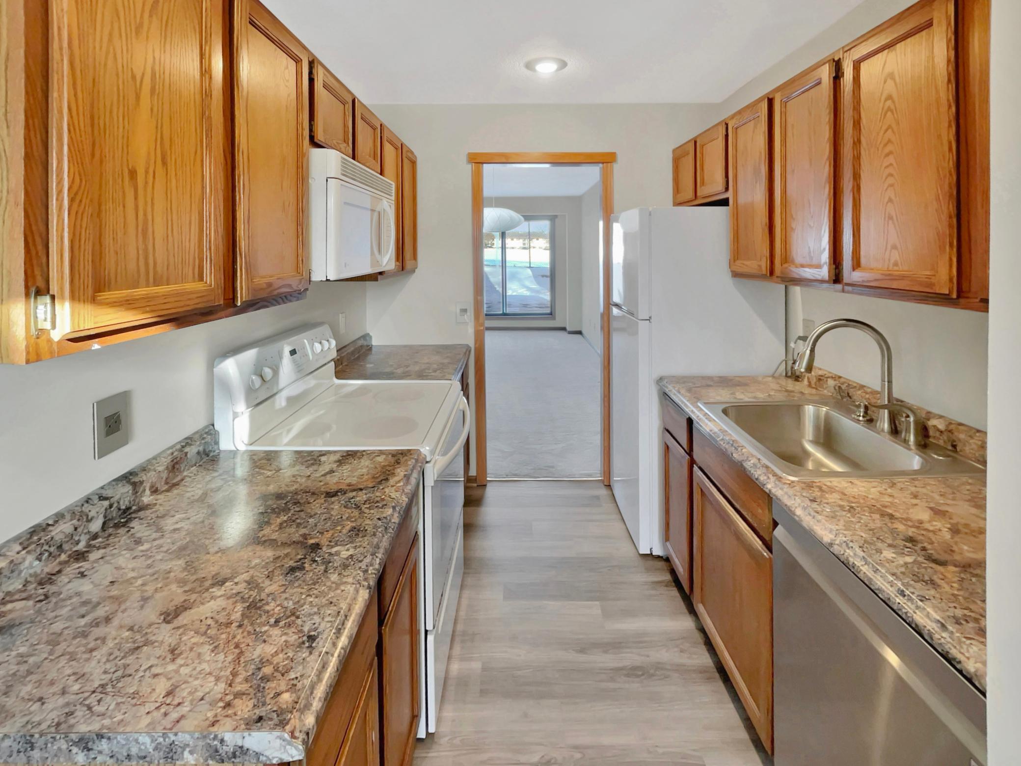 192 Bridlewood Drive Property Photo 8
