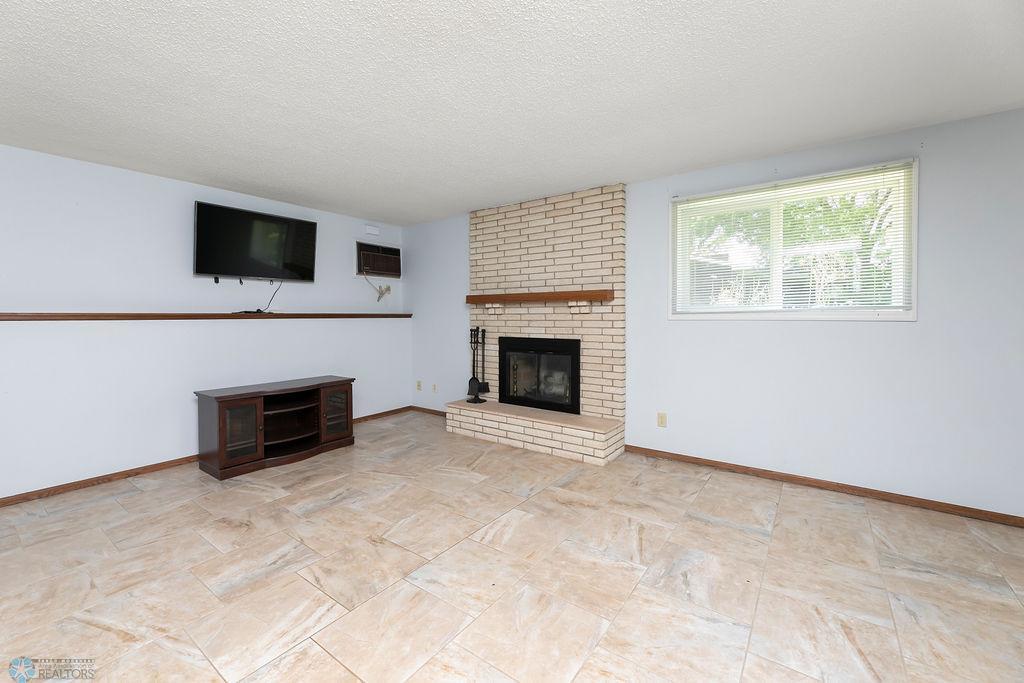 515 Caddy Avenue Property Photo 5