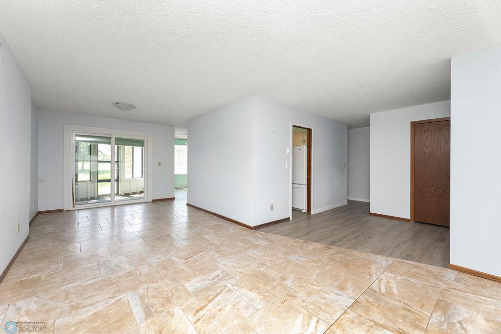 515 Caddy Avenue Property Photo 9
