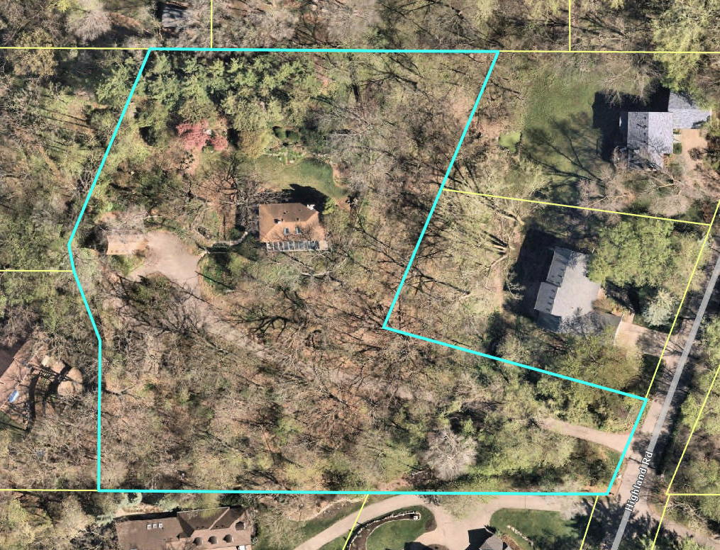 5338 Highland Road Property Photo