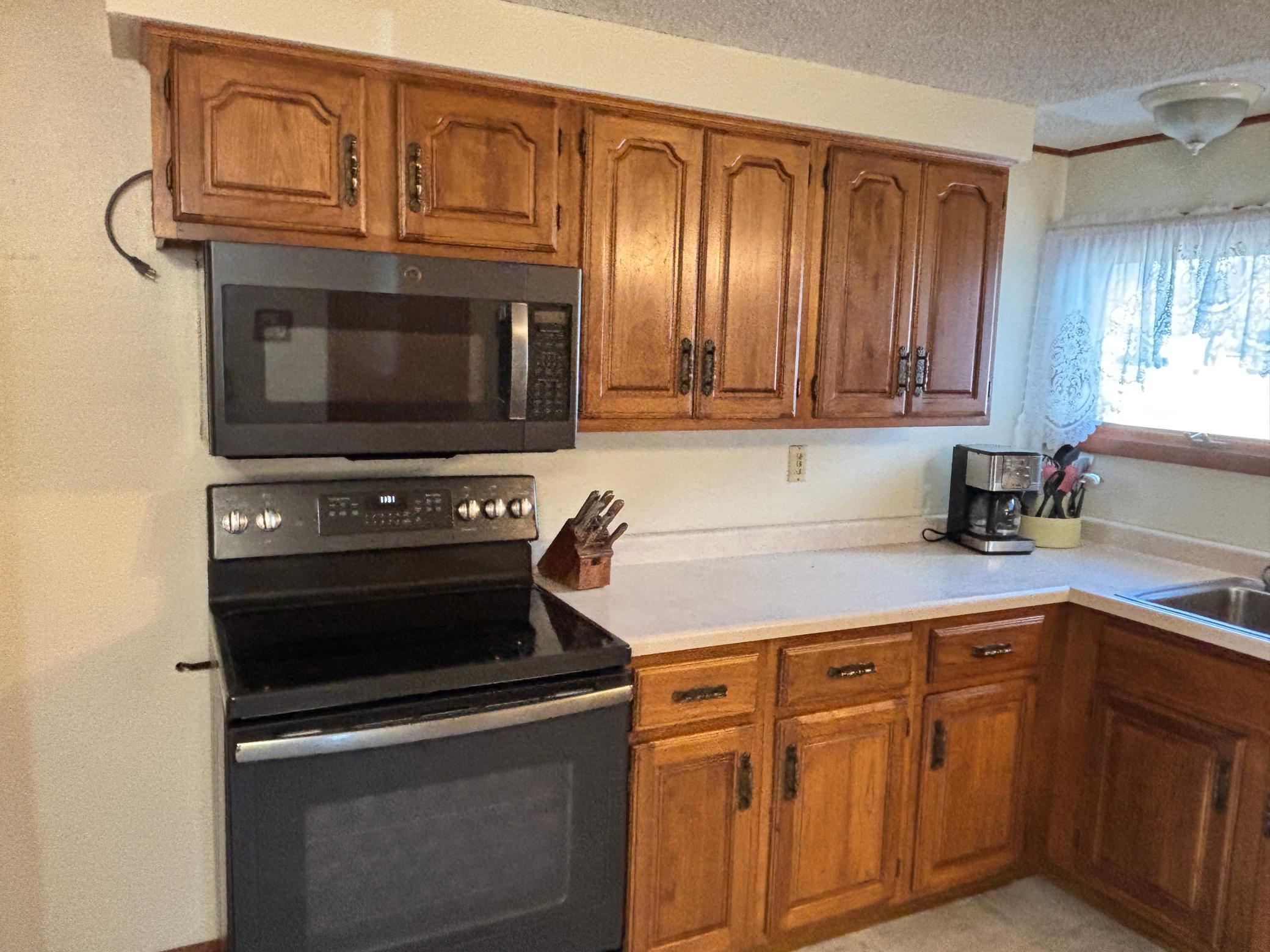 754 Shoreacres Drive Property Photo 10
