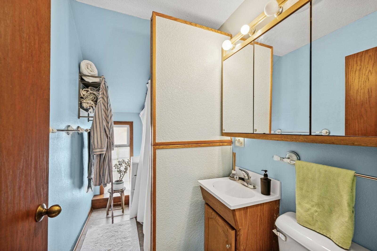 735 Madison Street Property Photo 25