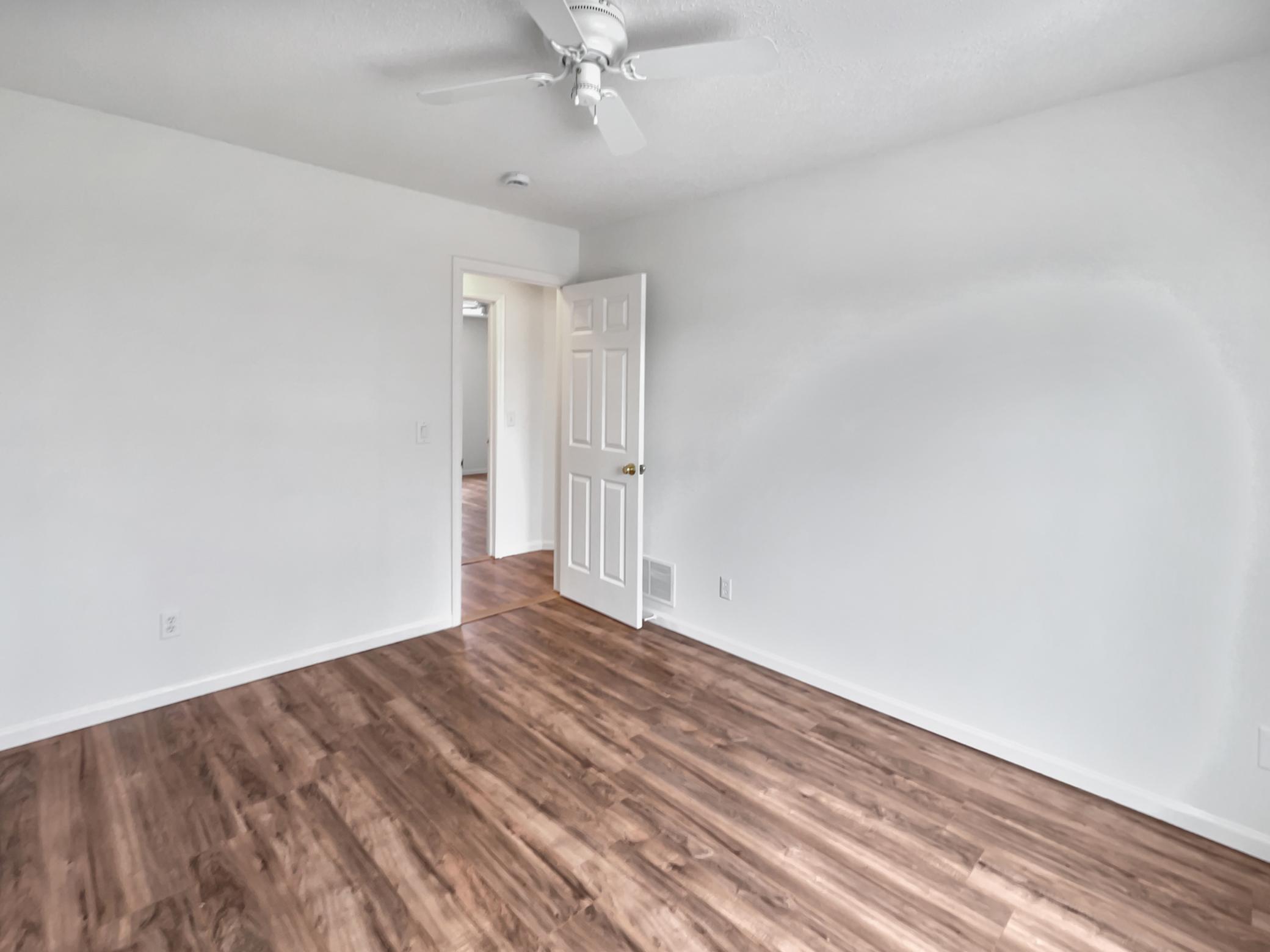 813 Deerfield Road Property Photo 10