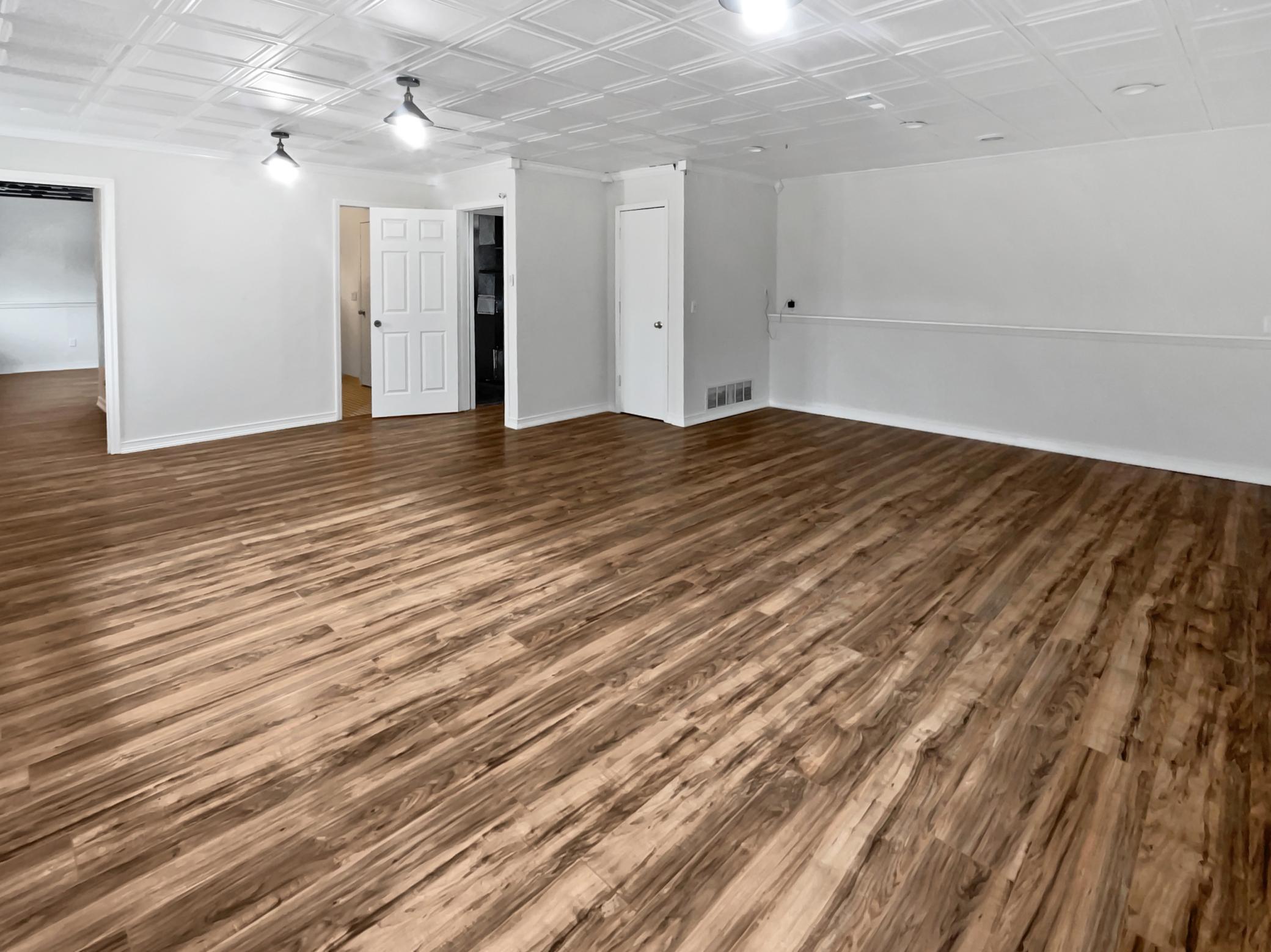 813 Deerfield Road Property Photo 11
