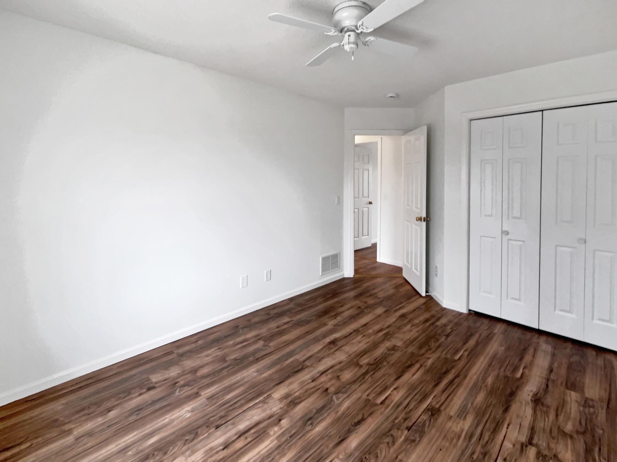 813 Deerfield Road Property Photo 12