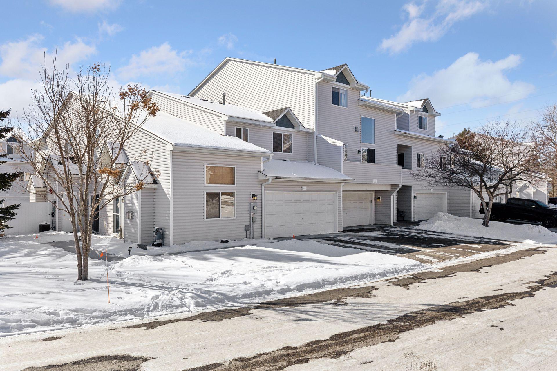1028 109th Lane Property Photo