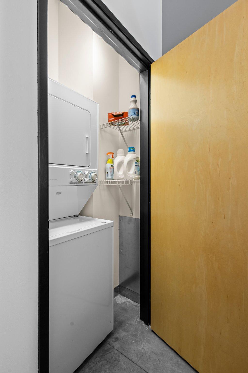 250 Park Avenue 306 Property Photo 33