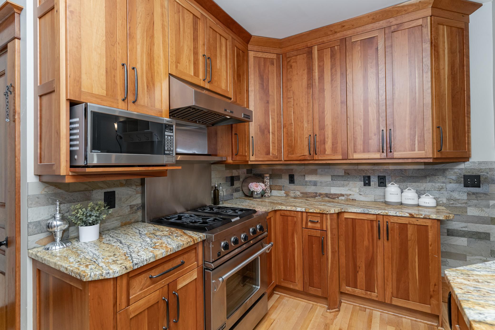 523 6th Street Property Photo 12