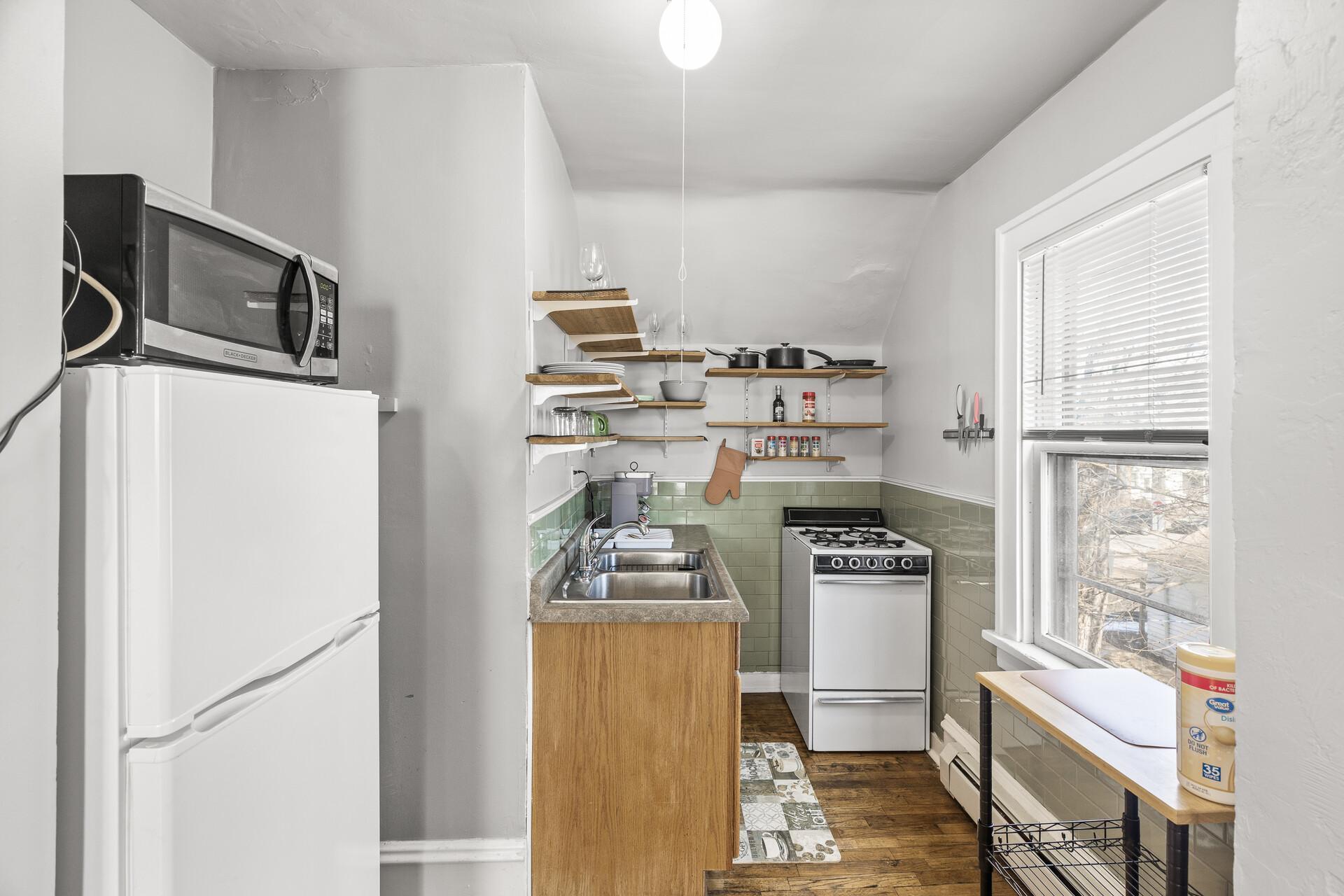 3311 Elliot Avenue Property Photo 6