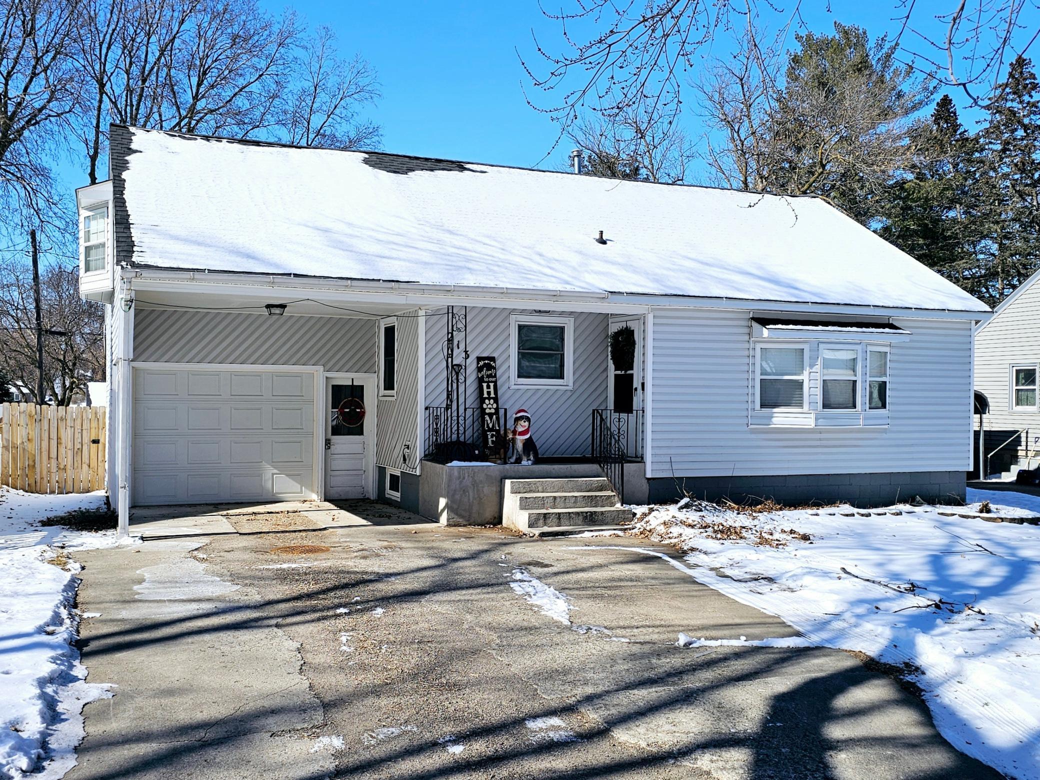 213 N 13th Street Property Photo 2