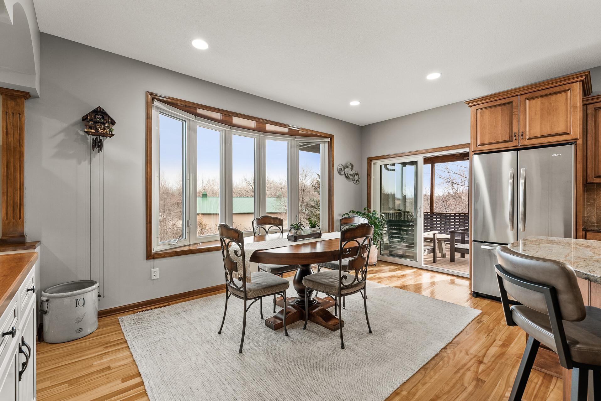 2711 44th Street Property Photo 7