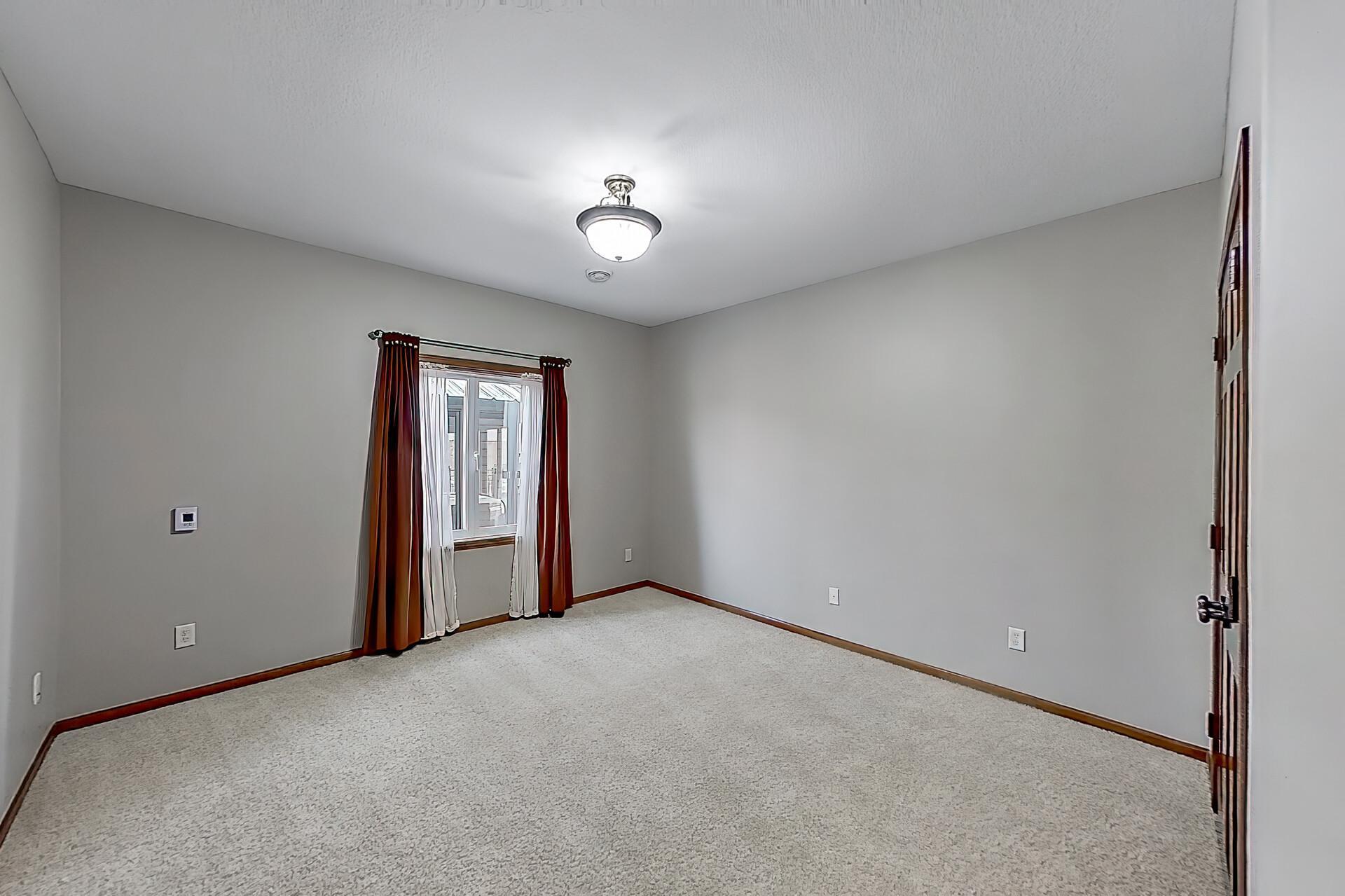 2711 44th Street Property Photo 25
