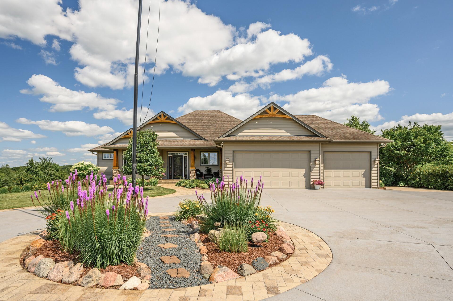2711 44th Street Property Photo 41