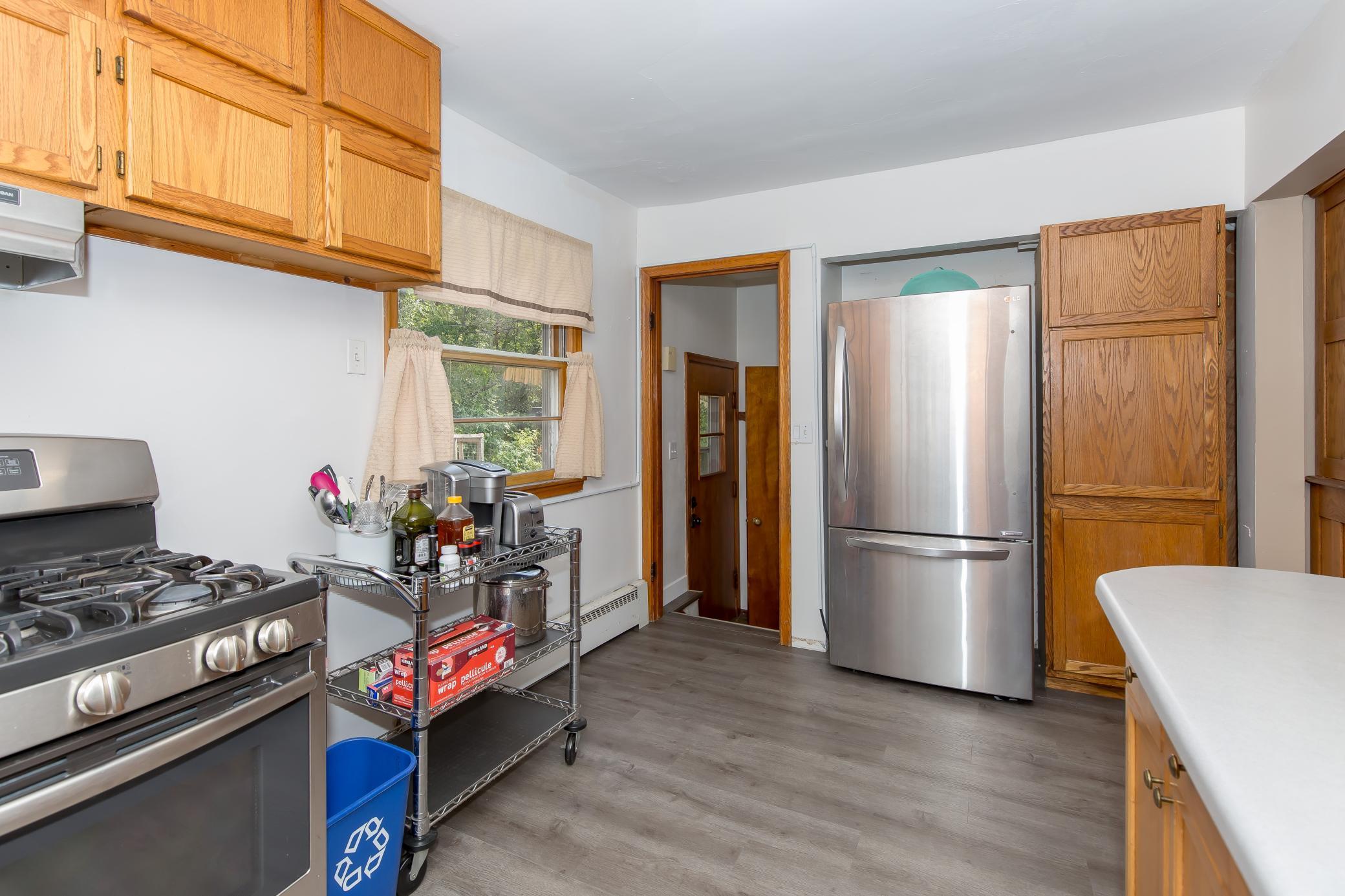 1126 70th Street Property Photo 9