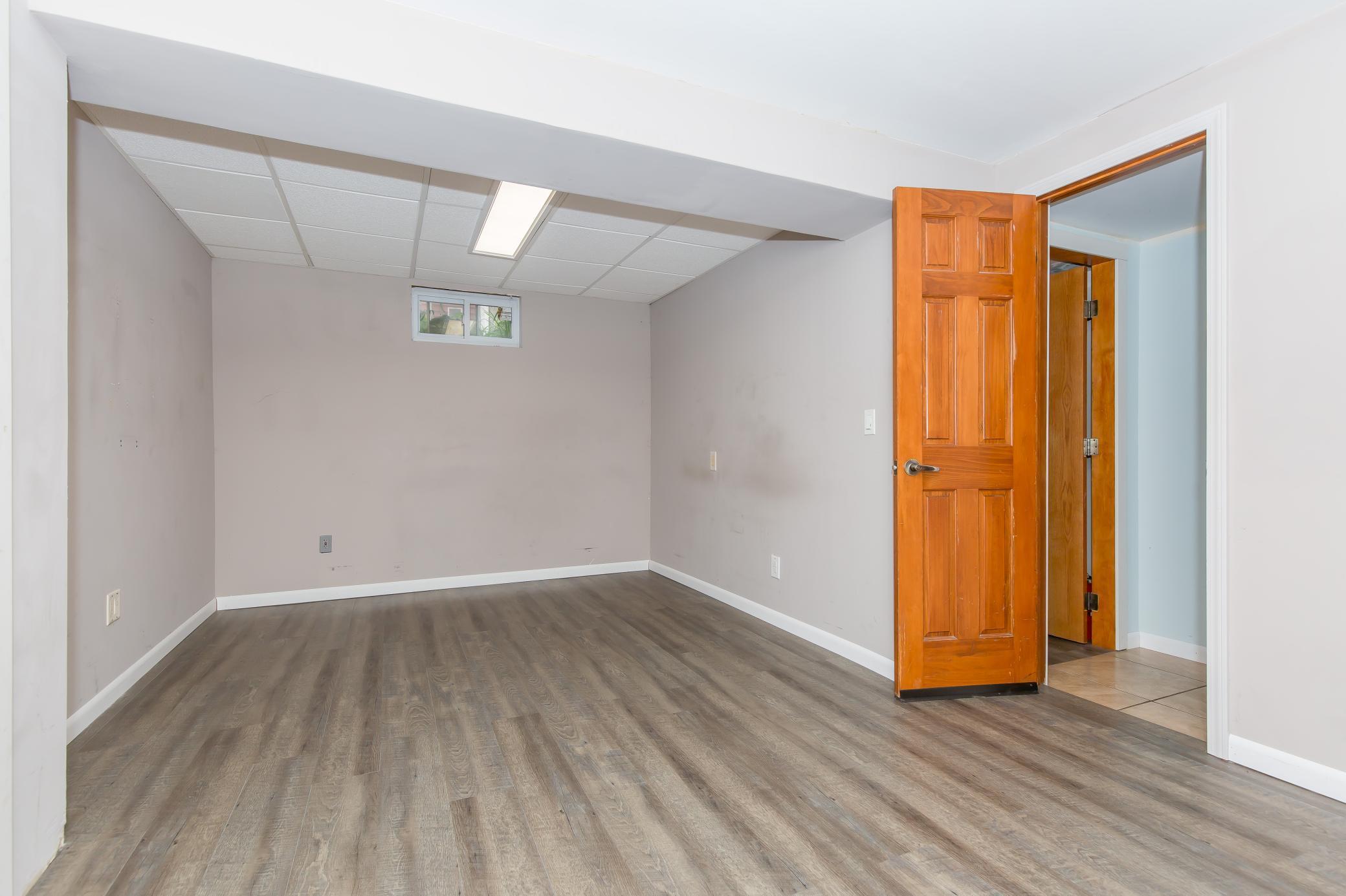 1126 70th Street Property Photo 19
