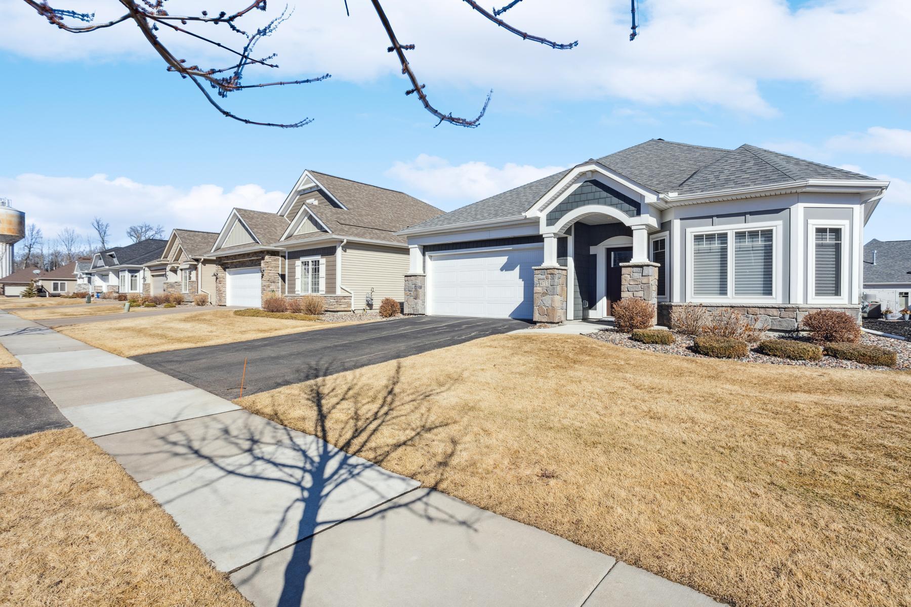 4713 Foxglove Drive Property Photo 8