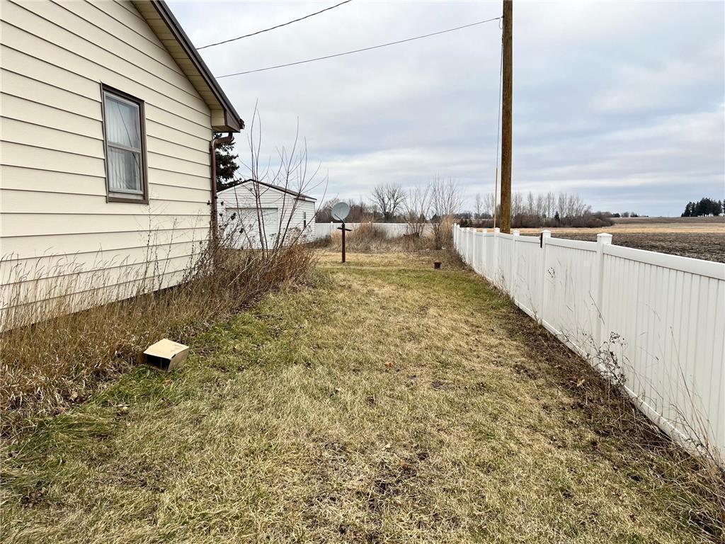 14075 State Highway 30 Property Photo 26