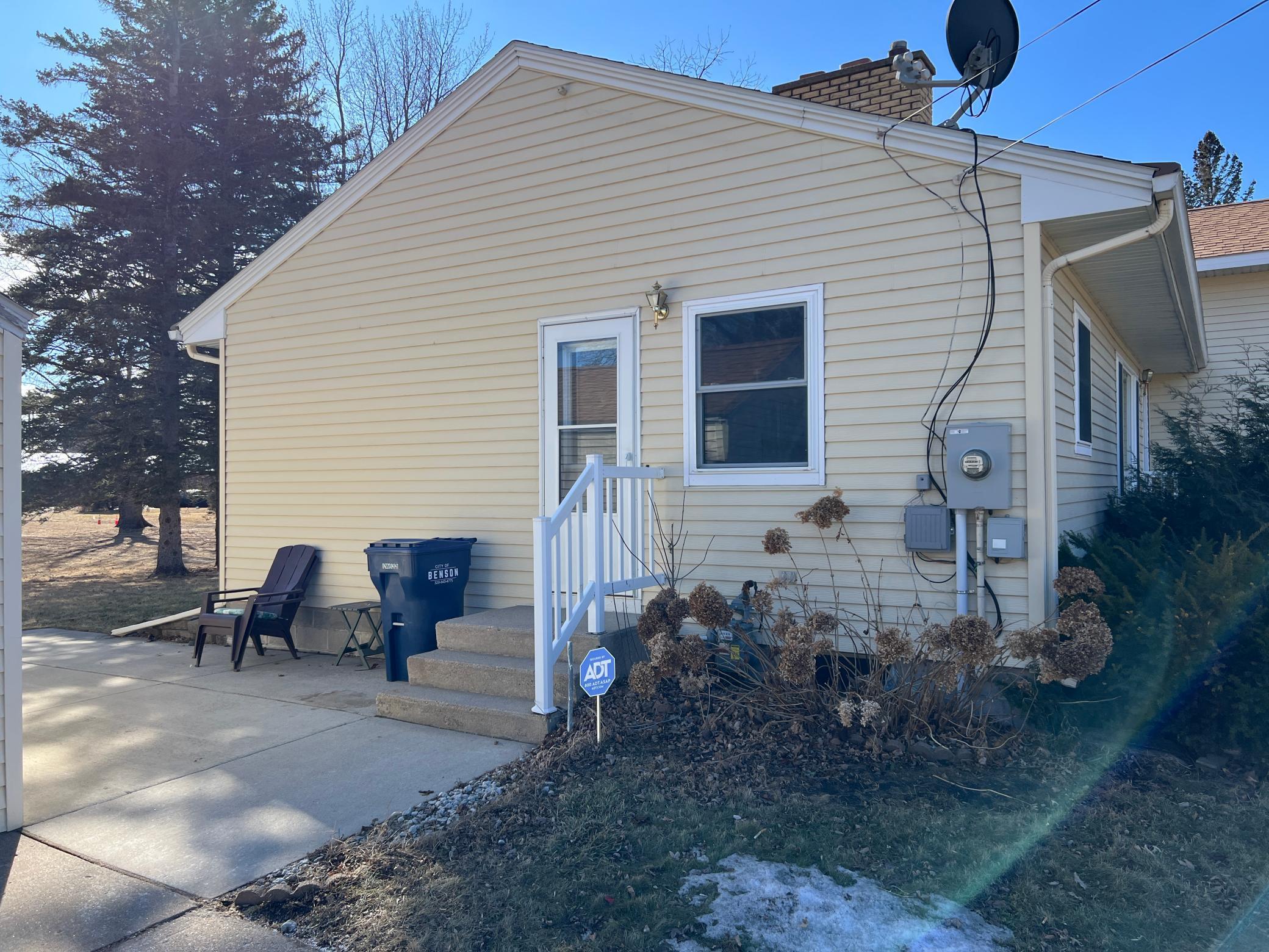 825 Nevada Avenue Property Photo 8