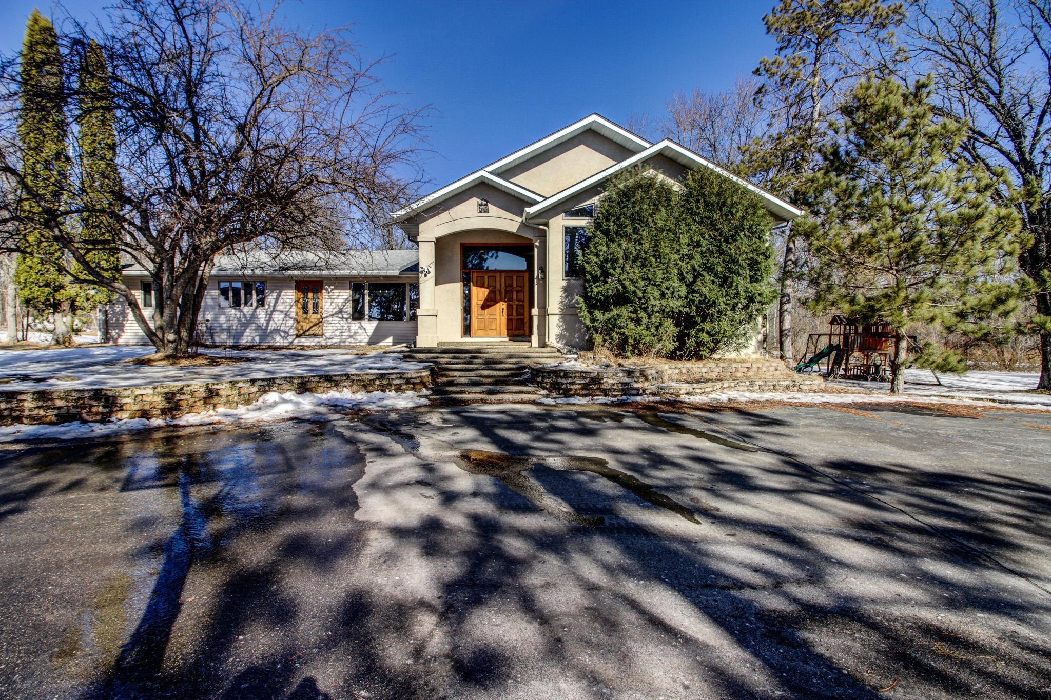 23263 County 18 Property Photo 2