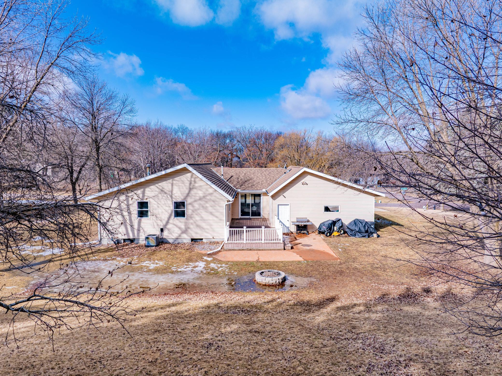 17216 Highland Drive Property Photo 7