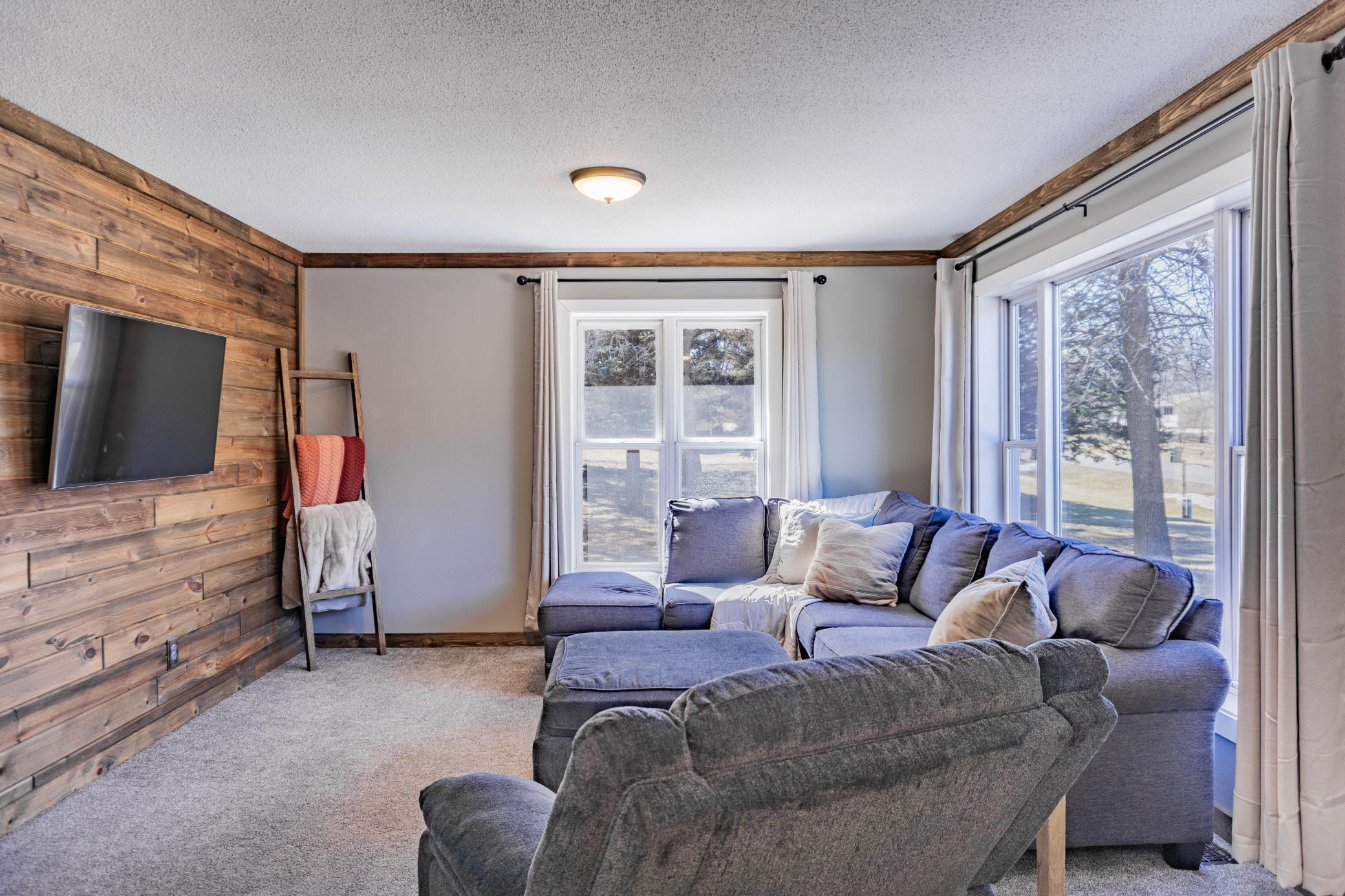 17216 Highland Drive Property Photo 30