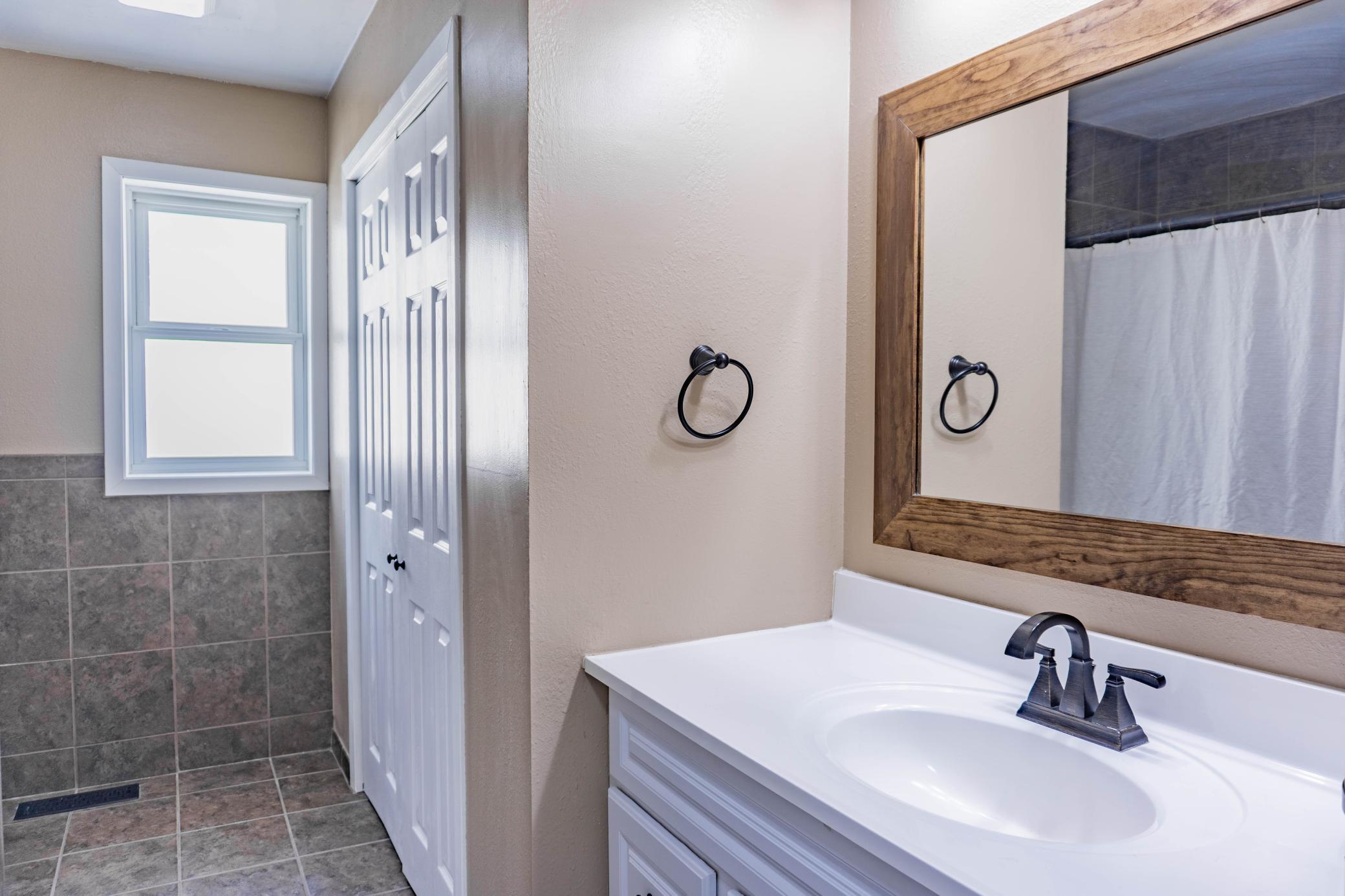 17216 Highland Drive Property Photo 40