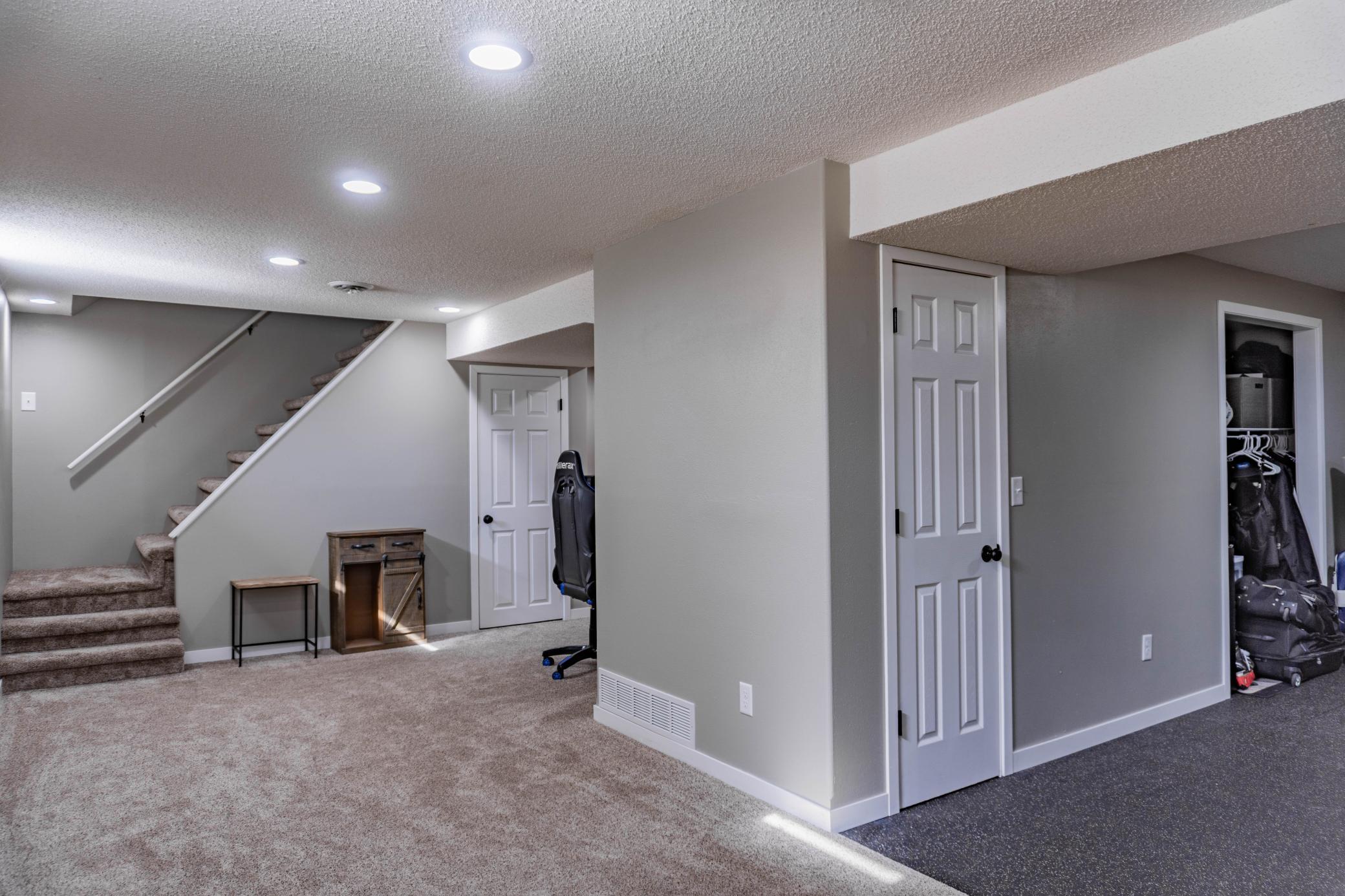 17216 Highland Drive Property Photo 46