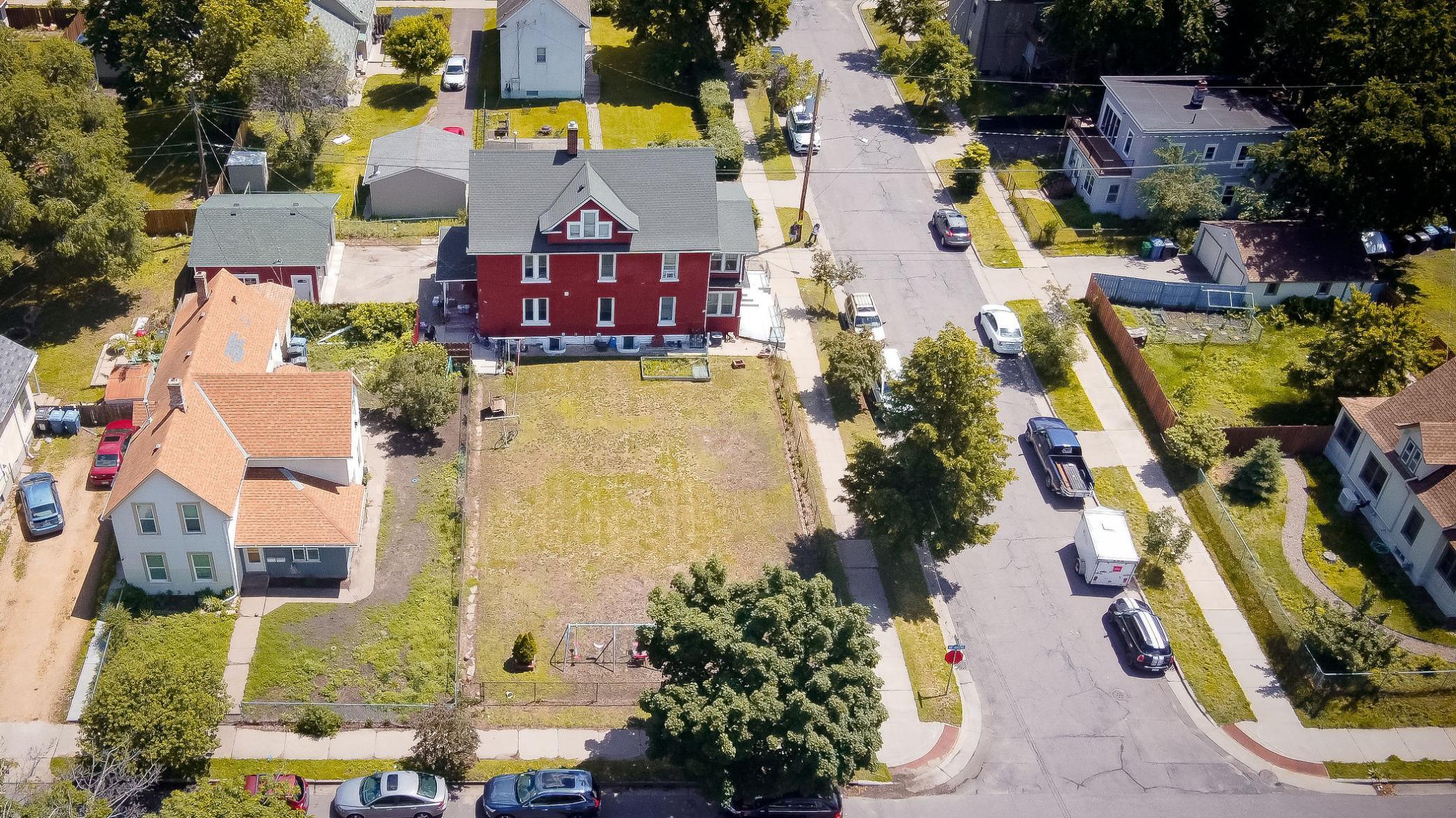 411 24th Avenue Property Photo 5
