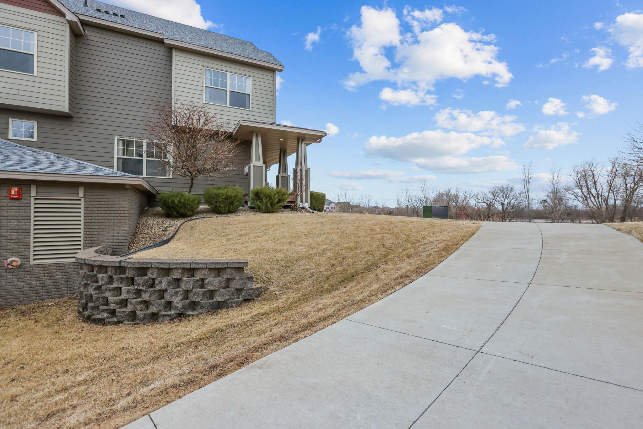 24569 Superior Drive Property Photo 1