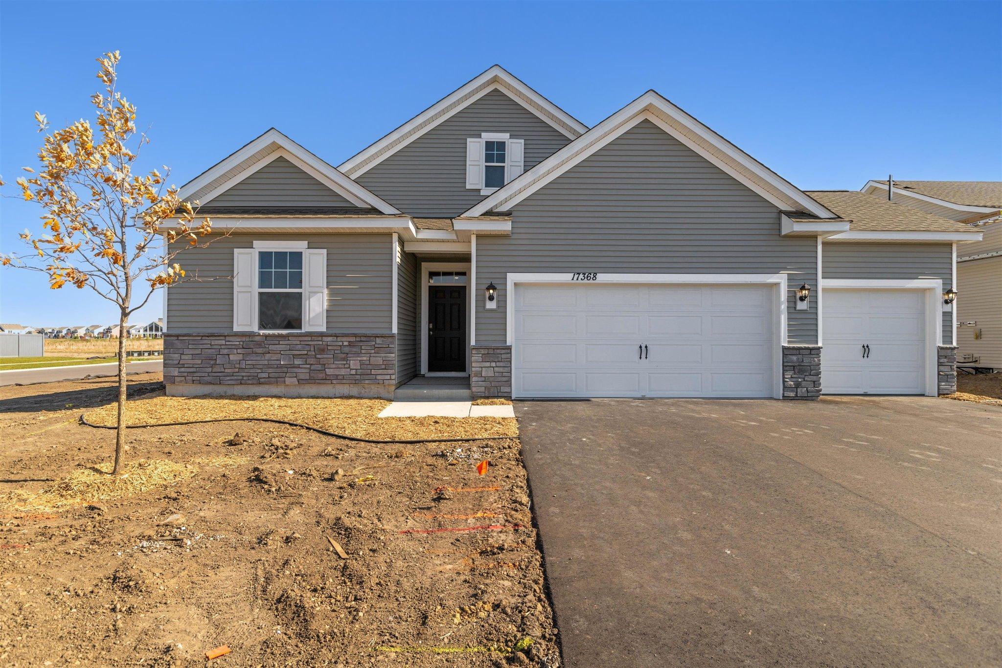 10718 Bent Pine Lane Property Photo 1