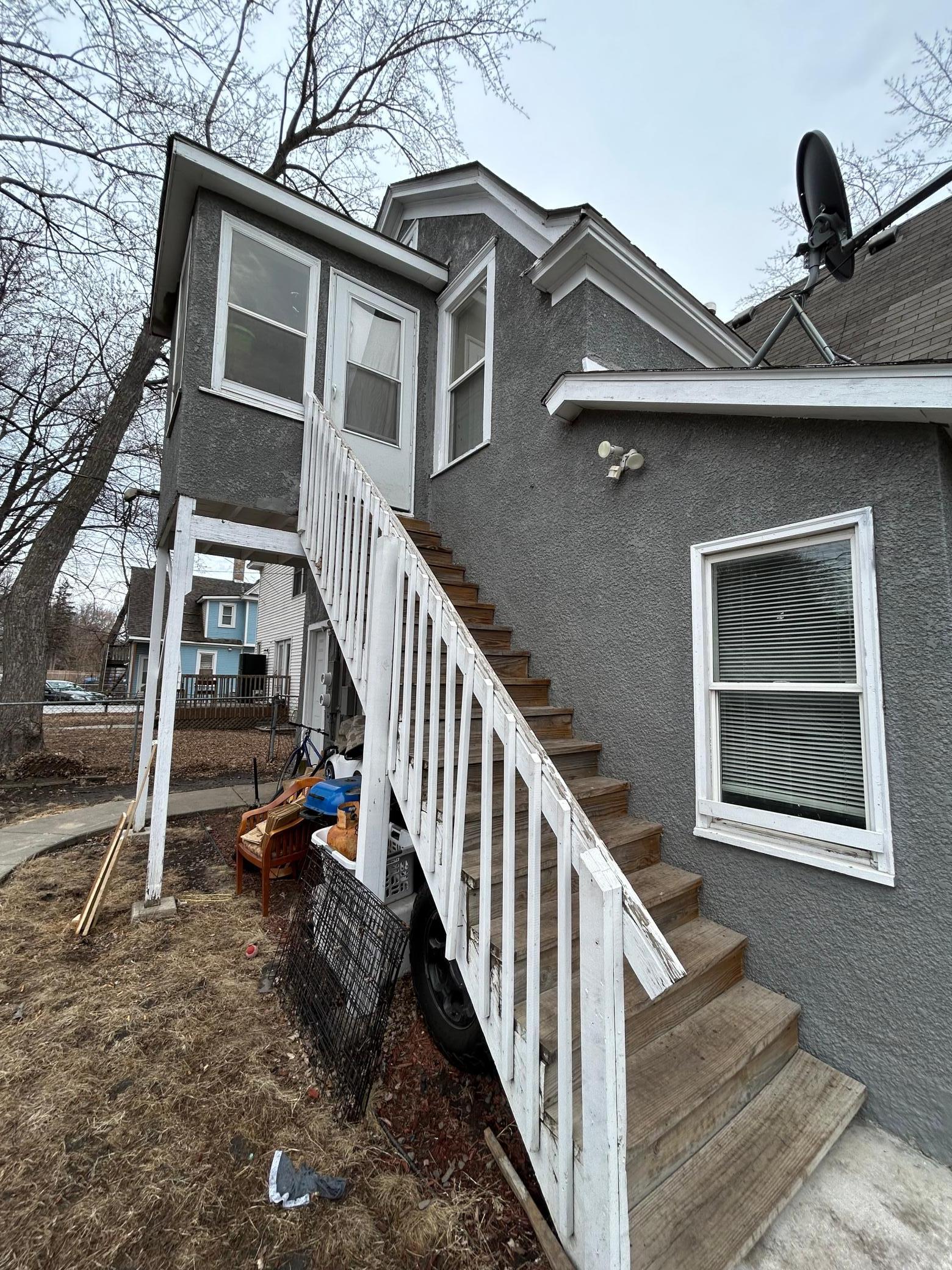 2105 Bryant Avenue Property Photo 2
