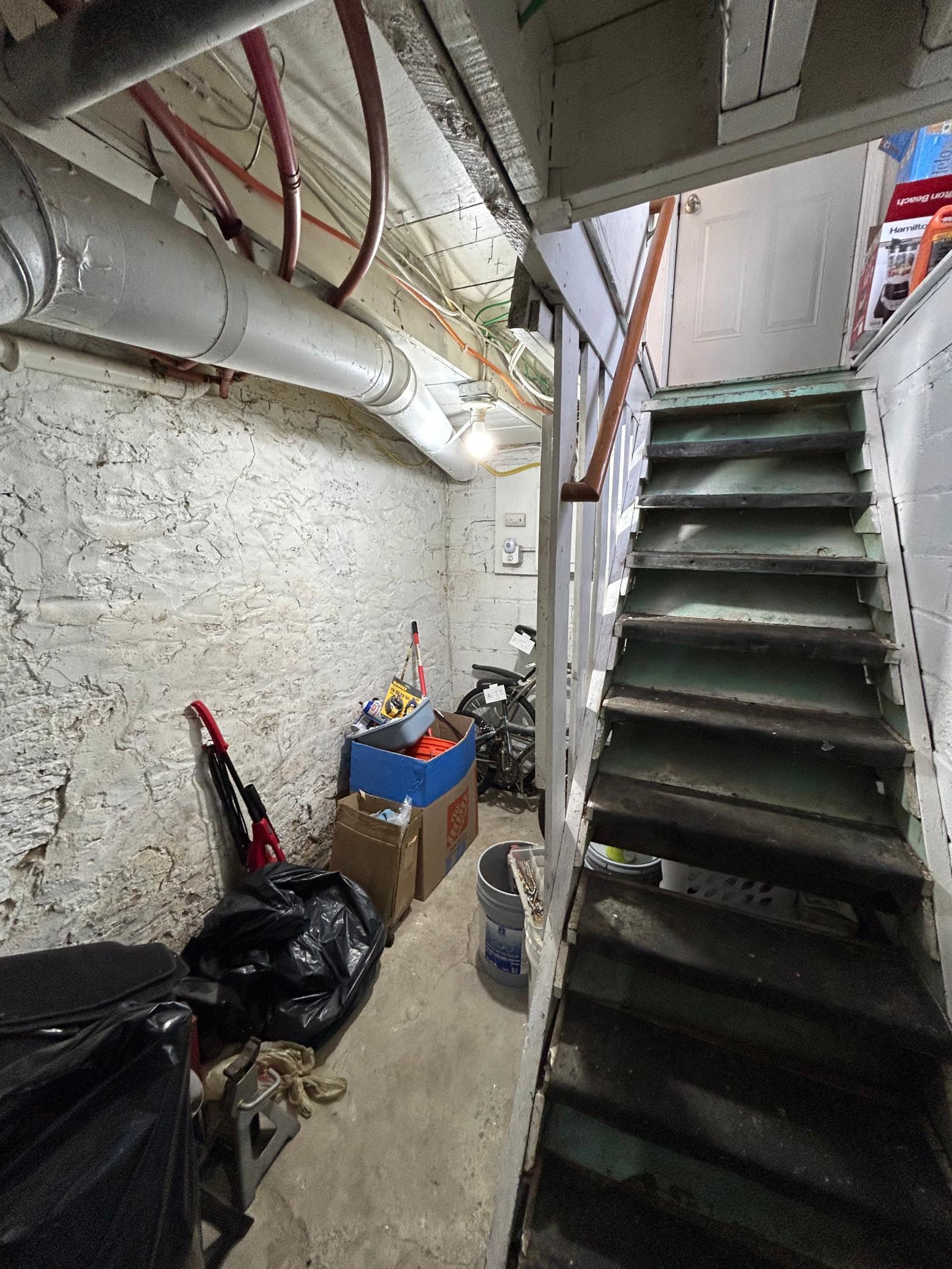 2105 Bryant Avenue Property Photo 25