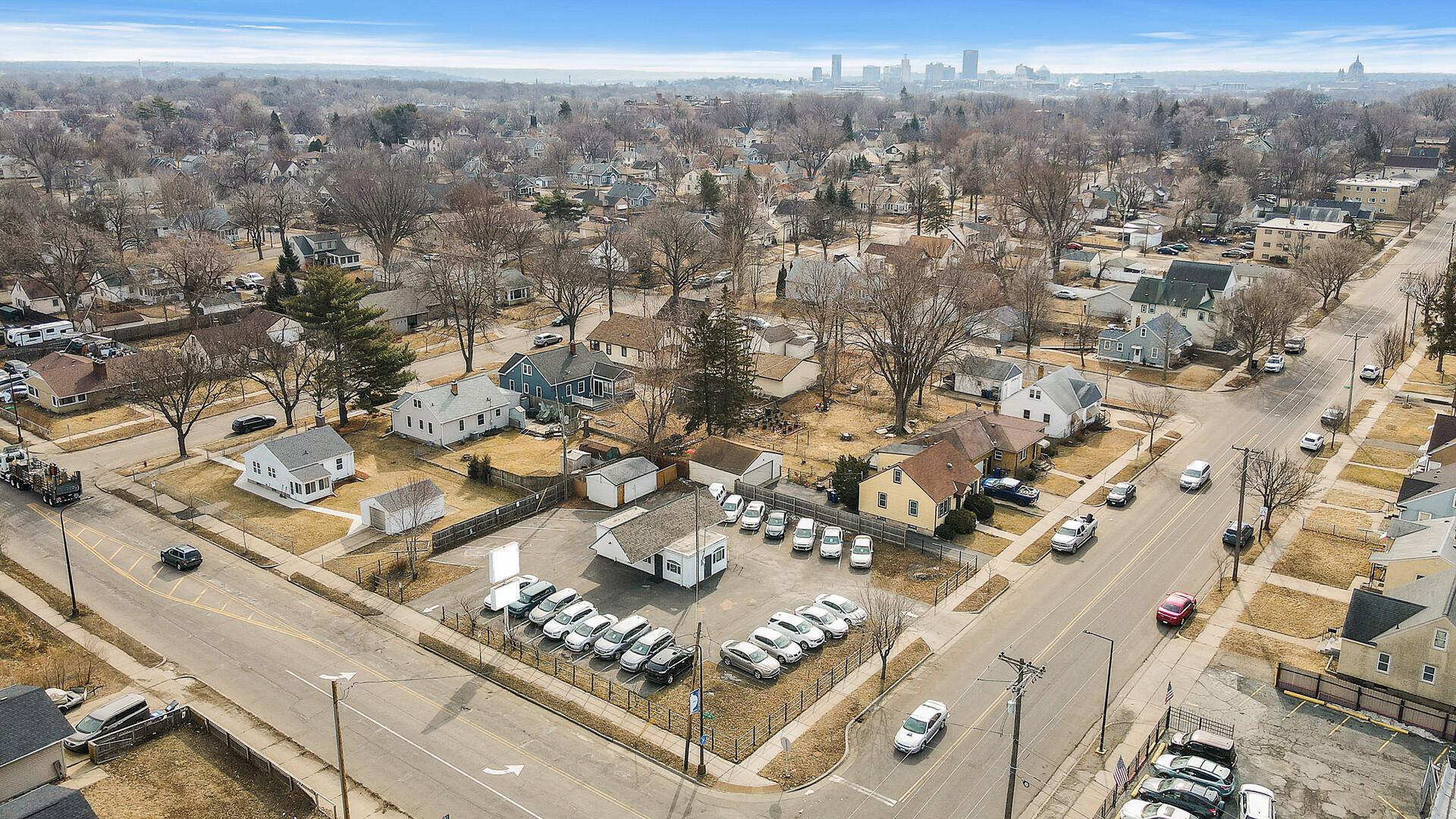 370 Maryland Avenue Property Photo 1