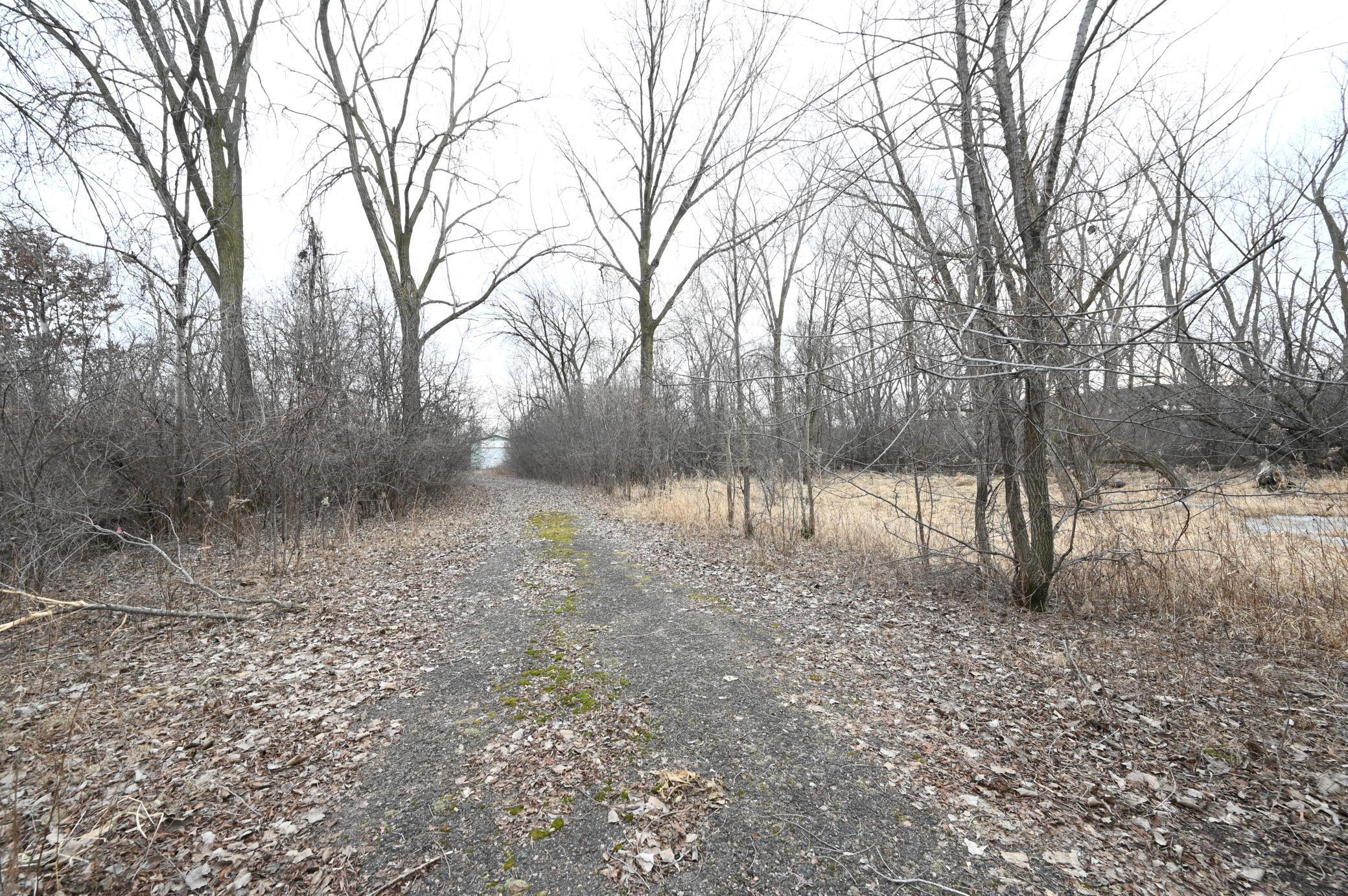 1660 Northdale Boulevard Property Photo 2